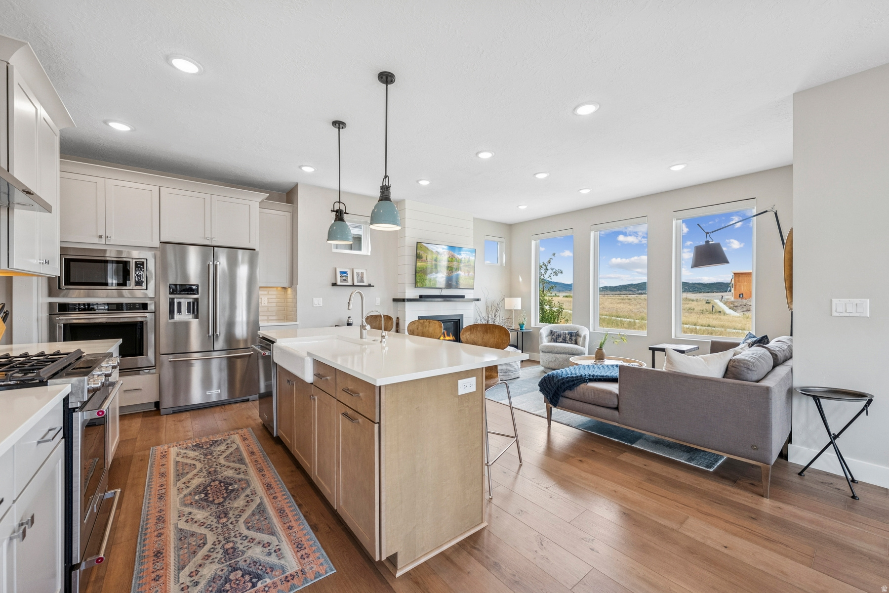 main property photo 15