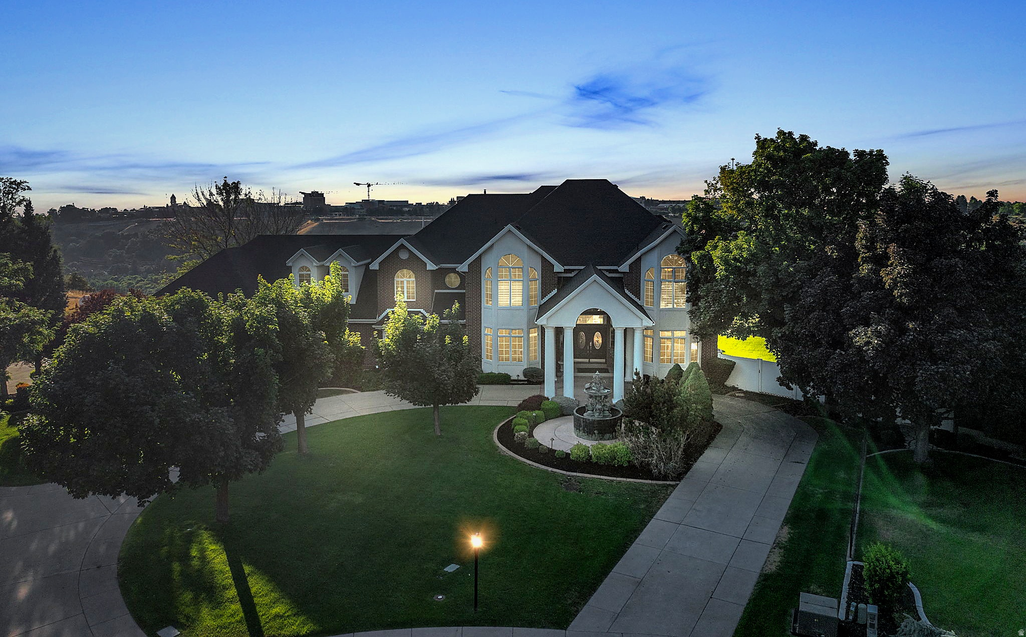 main property photo 11