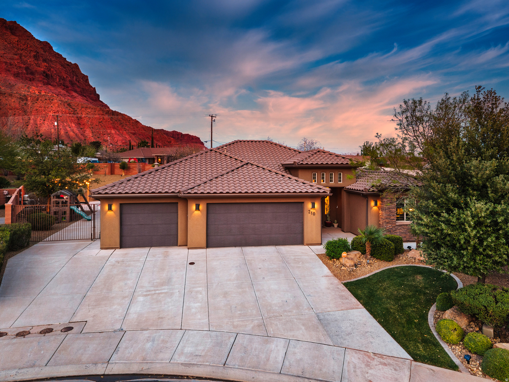 main property photo 1