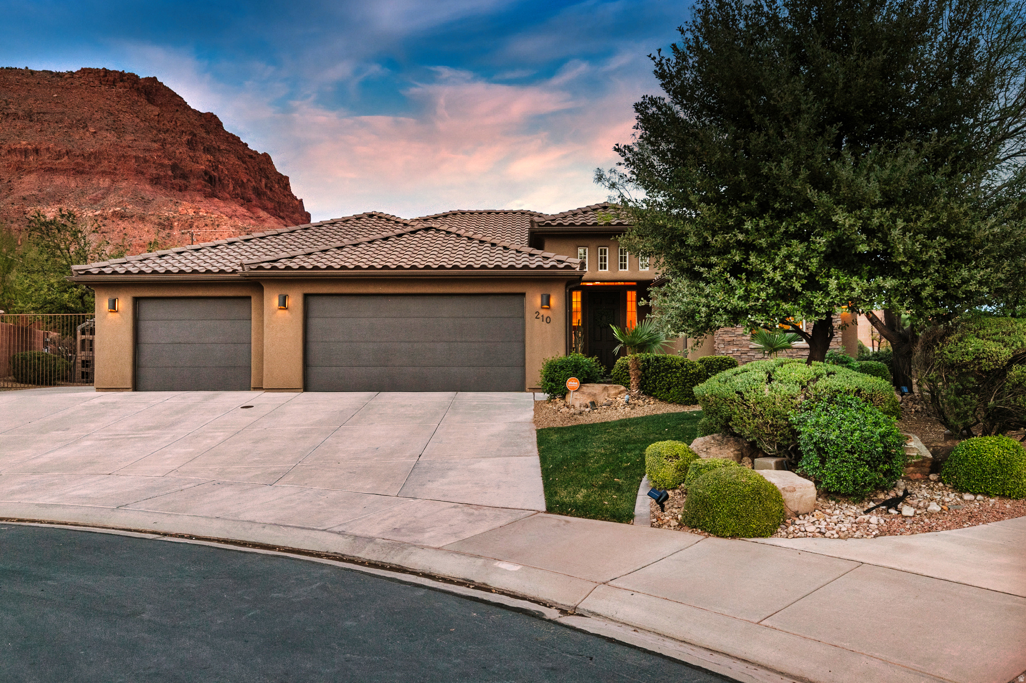 main property photo 46