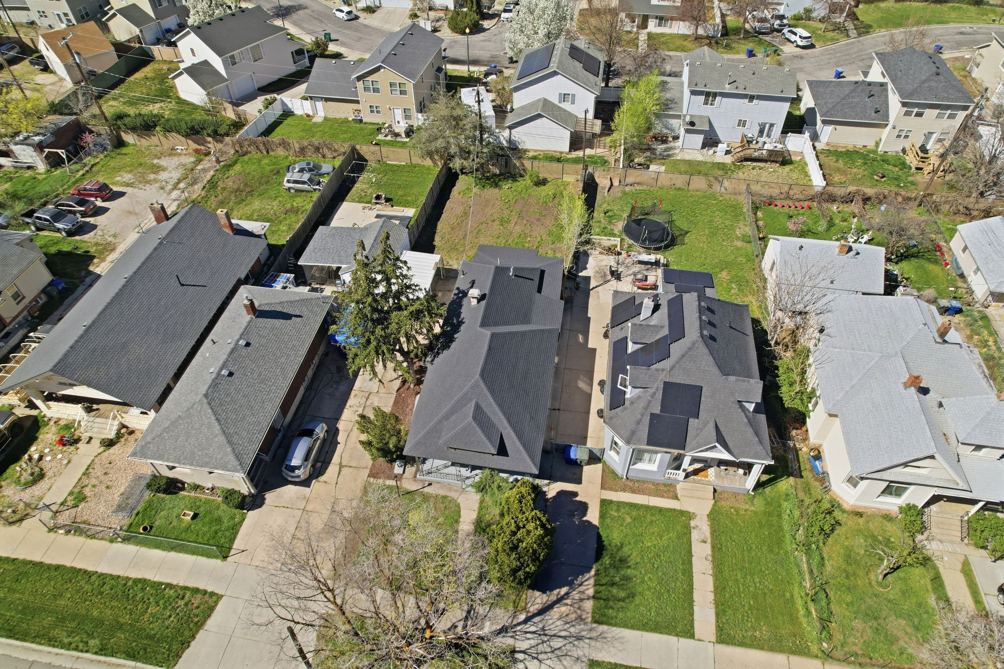 main property photo 38