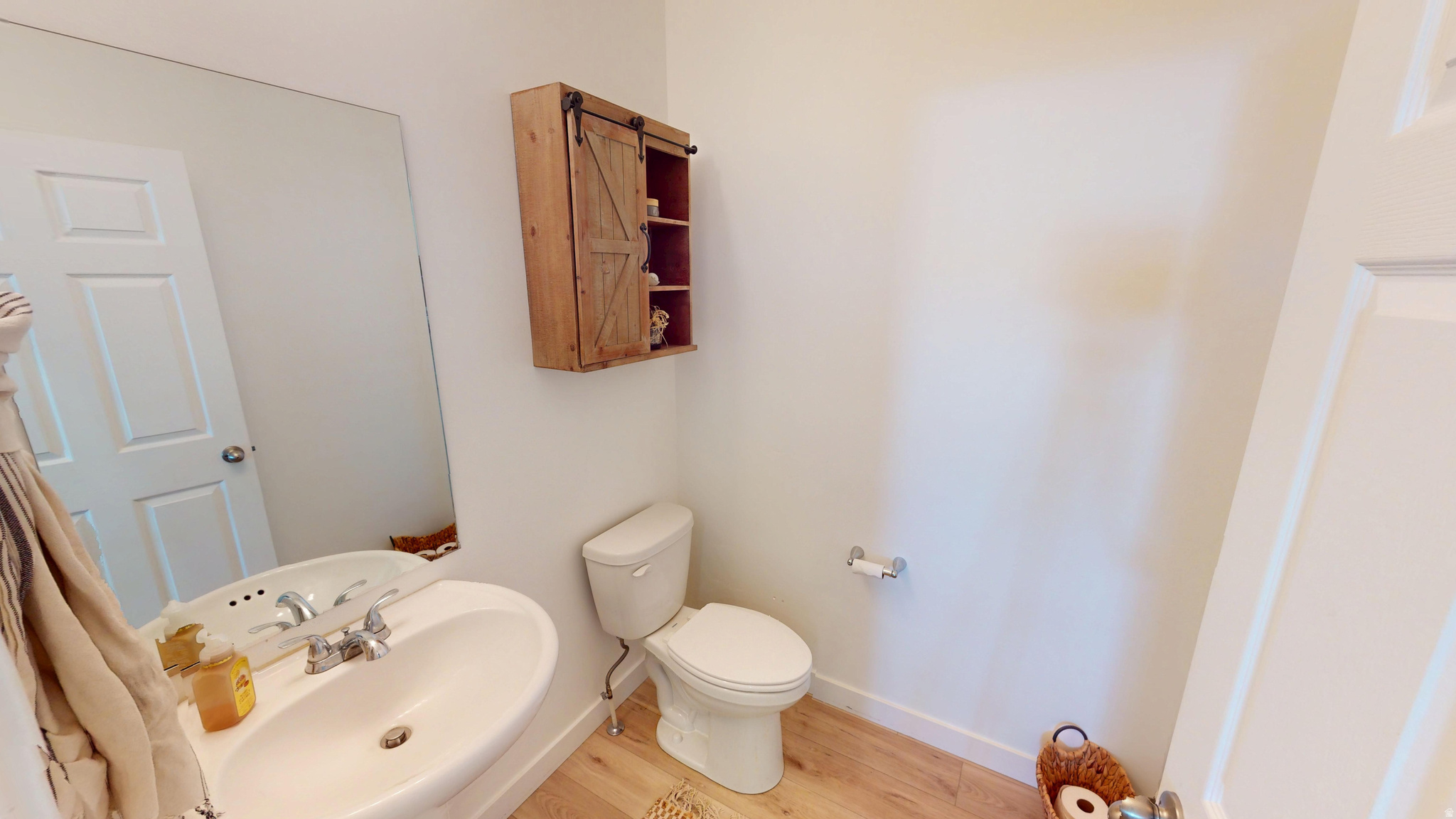 main property photo 15