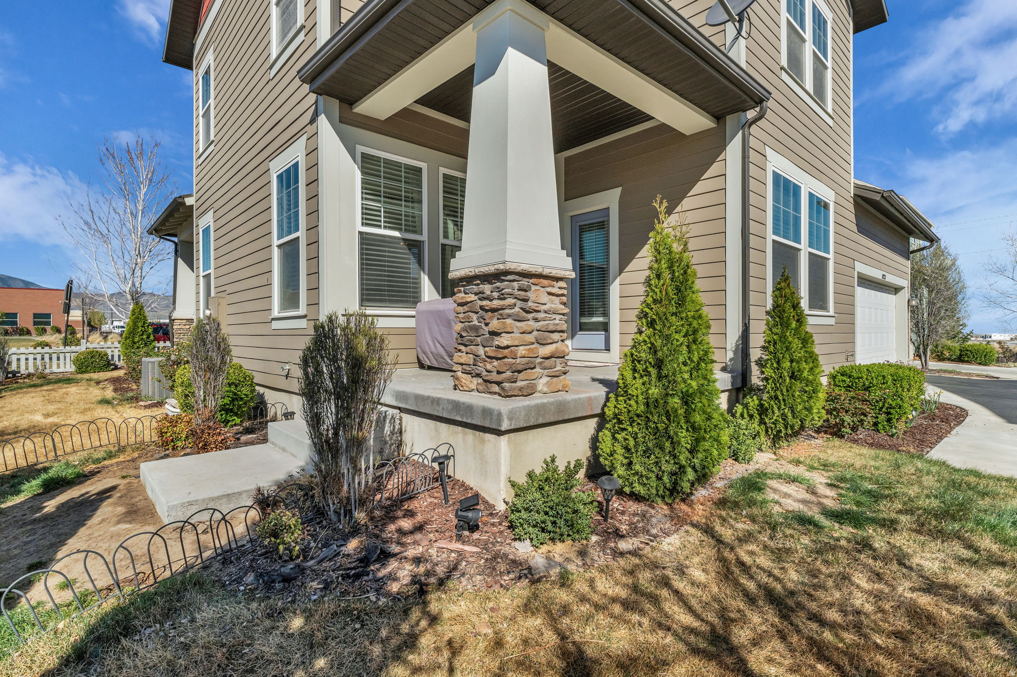 main property photo 44