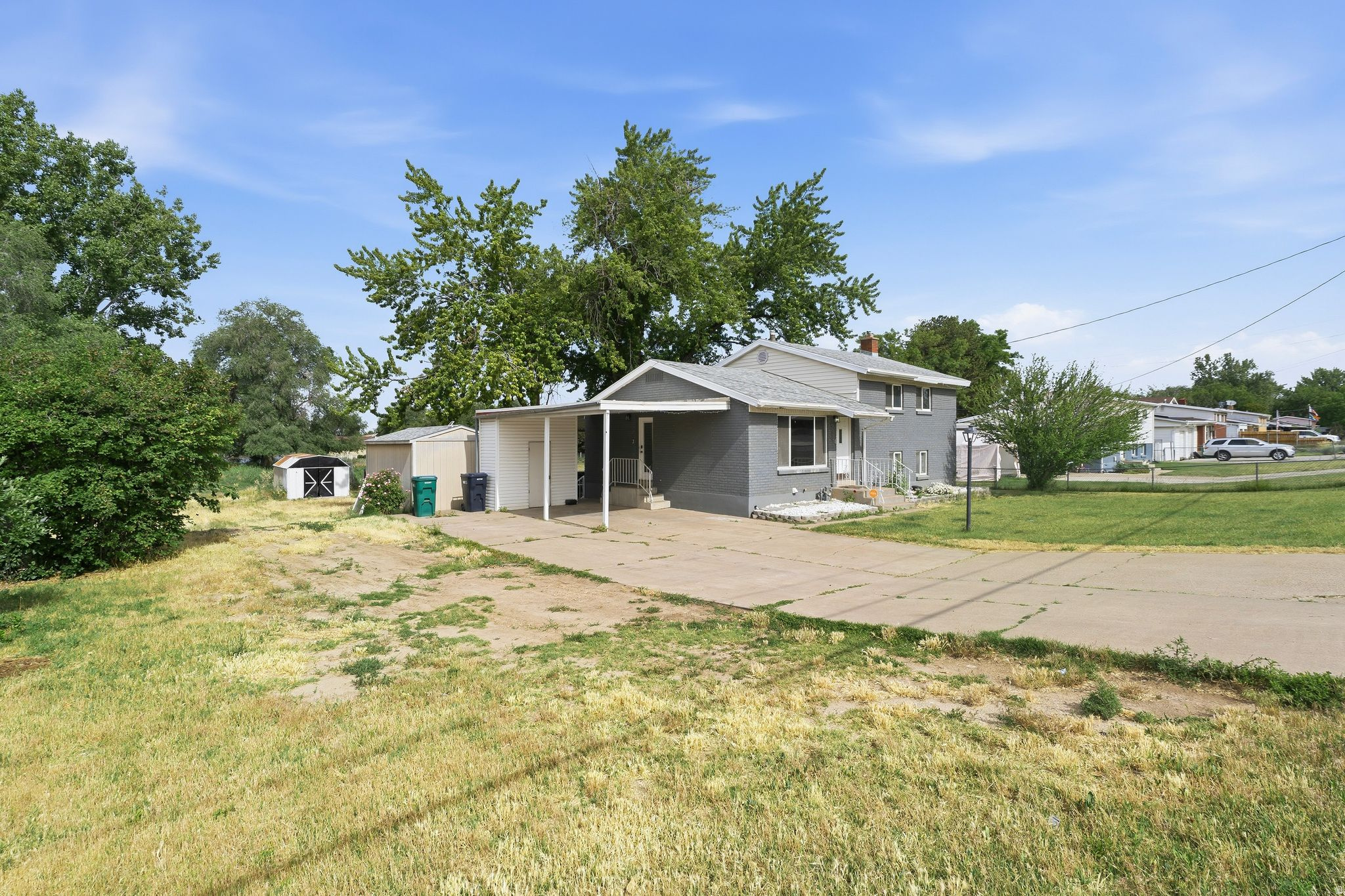 main property photo 22