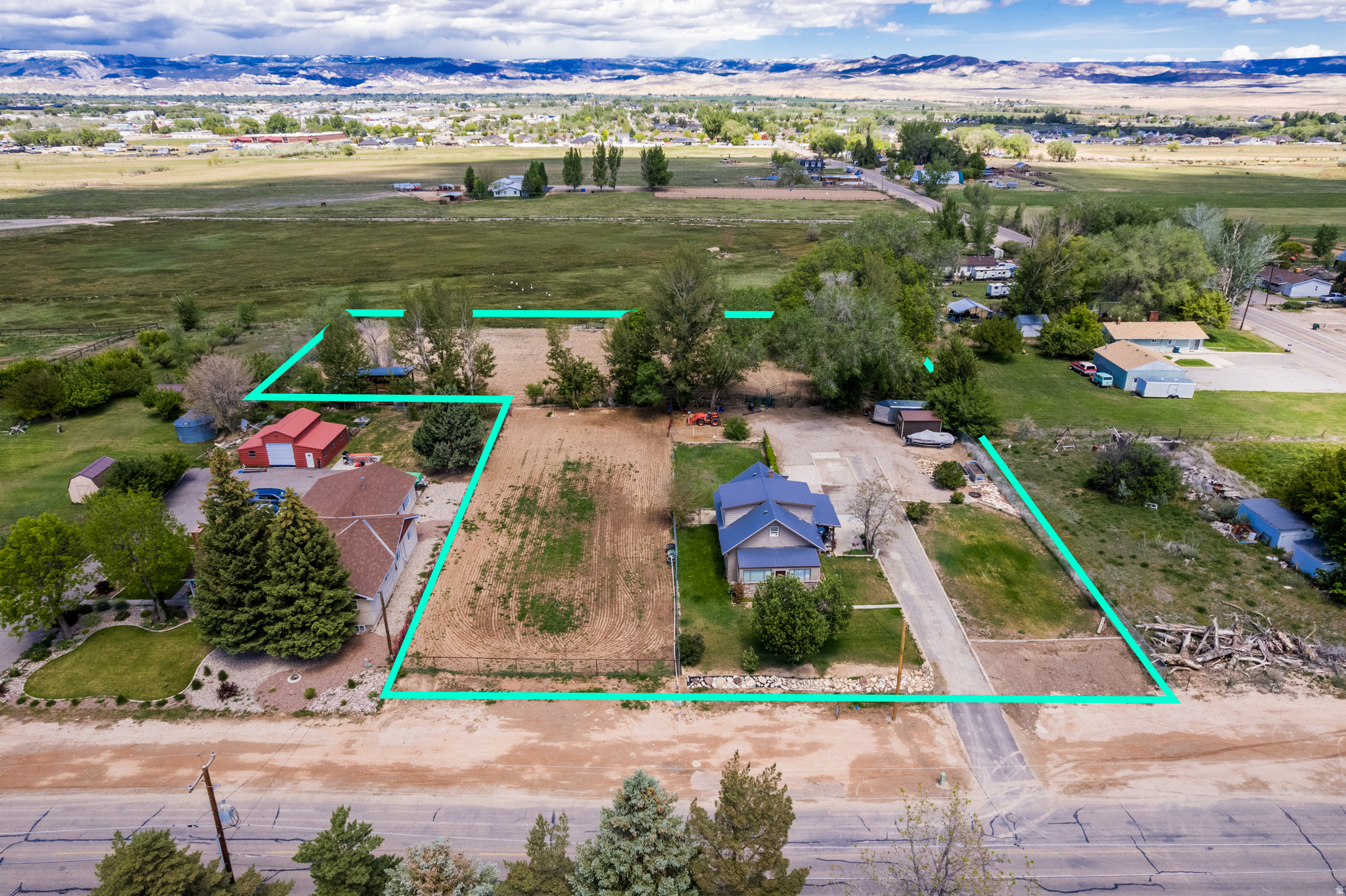 main property photo 19