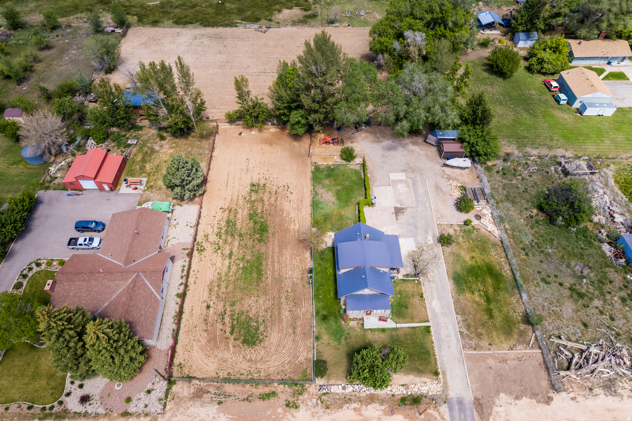 main property photo 23