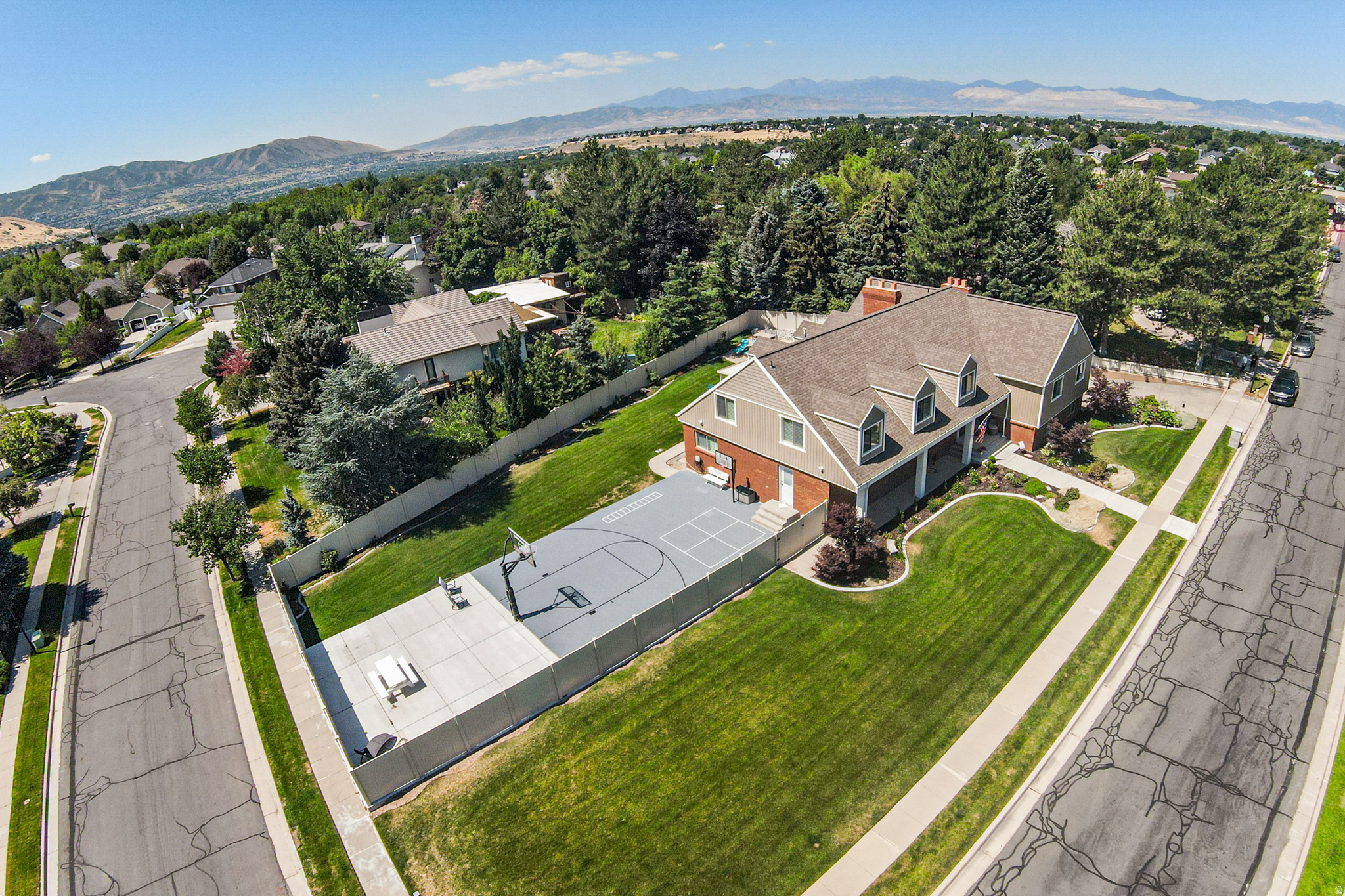 main property photo 35