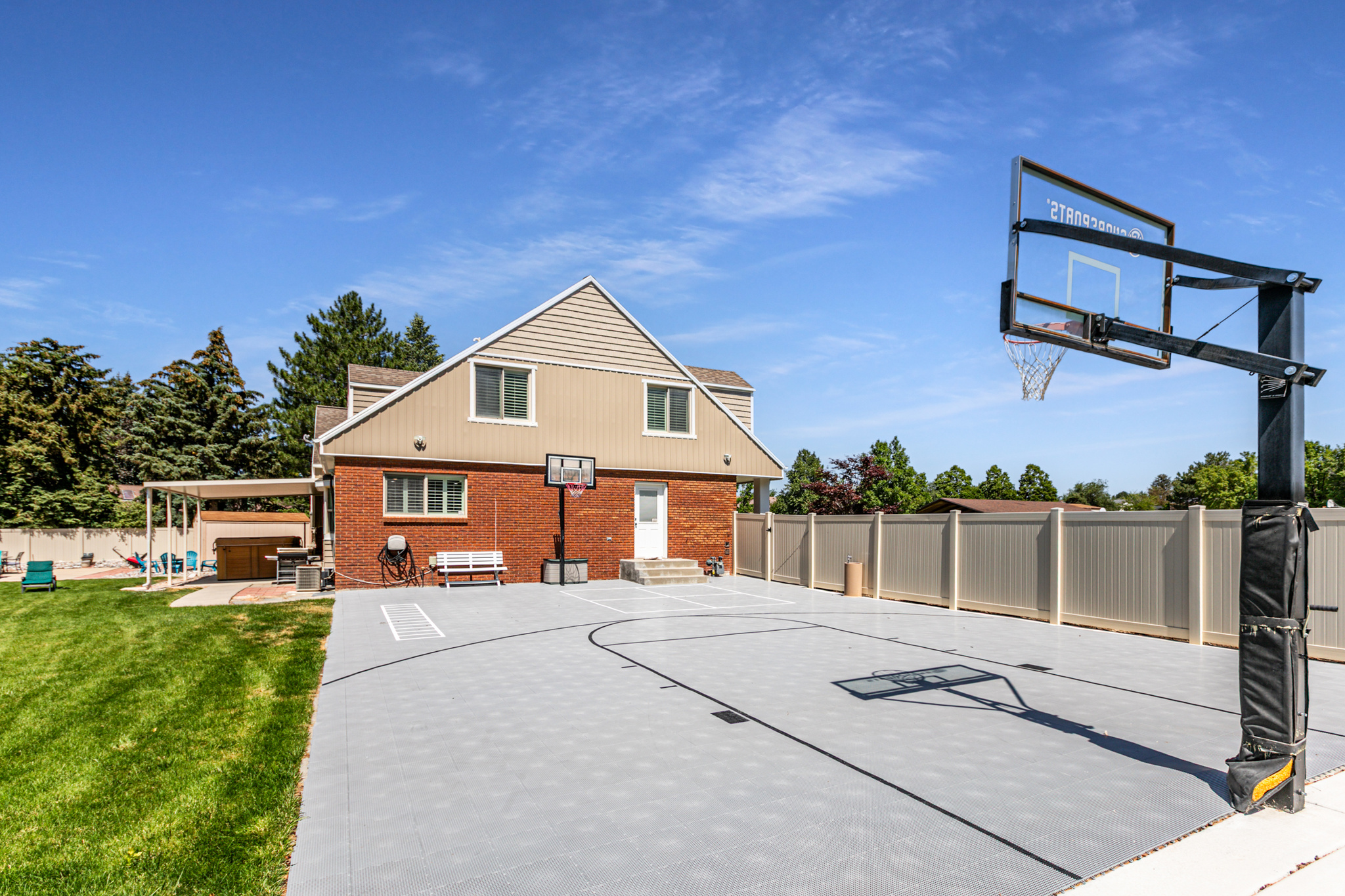 main property photo 40