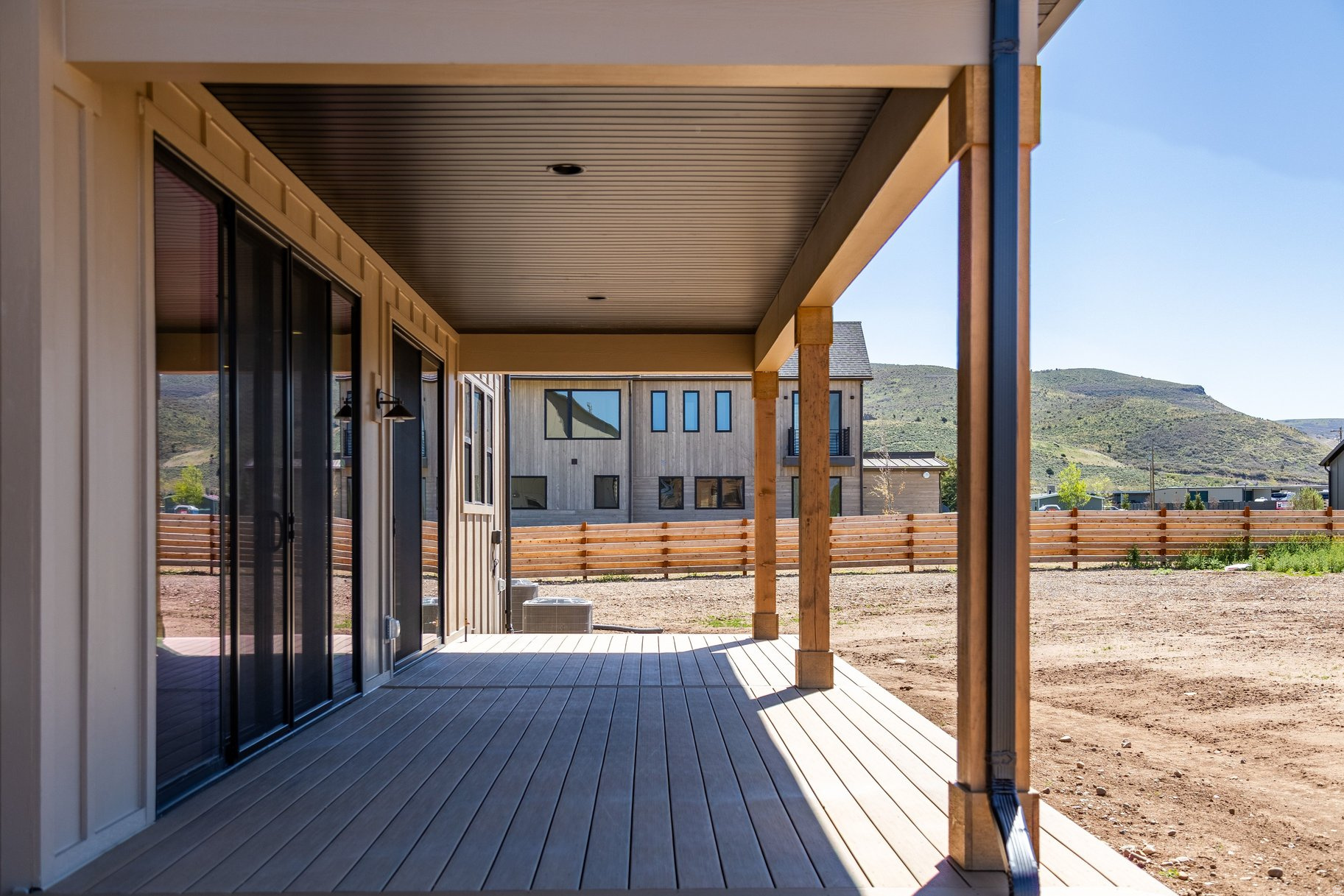 main property photo 75