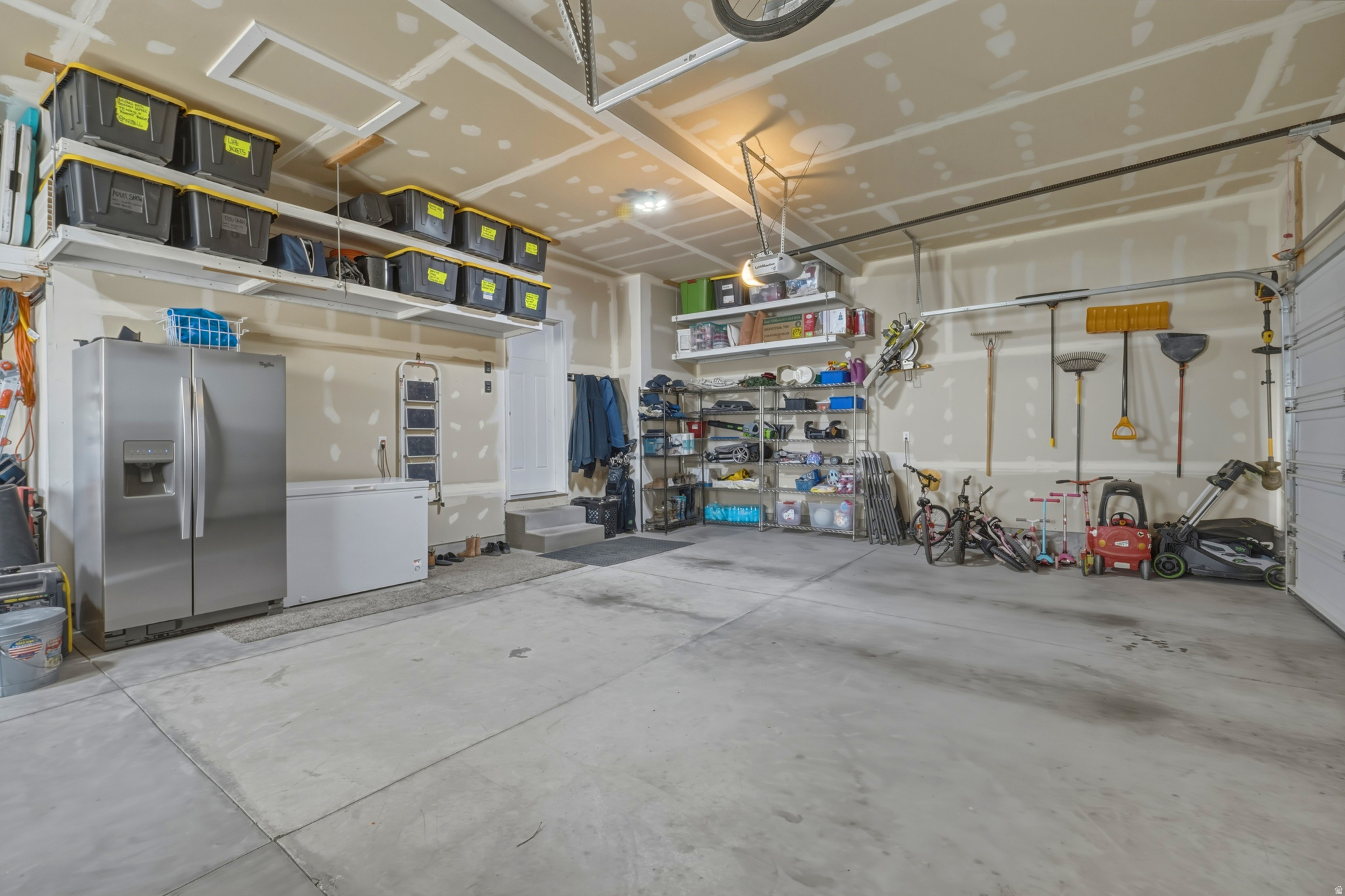 main property photo 43