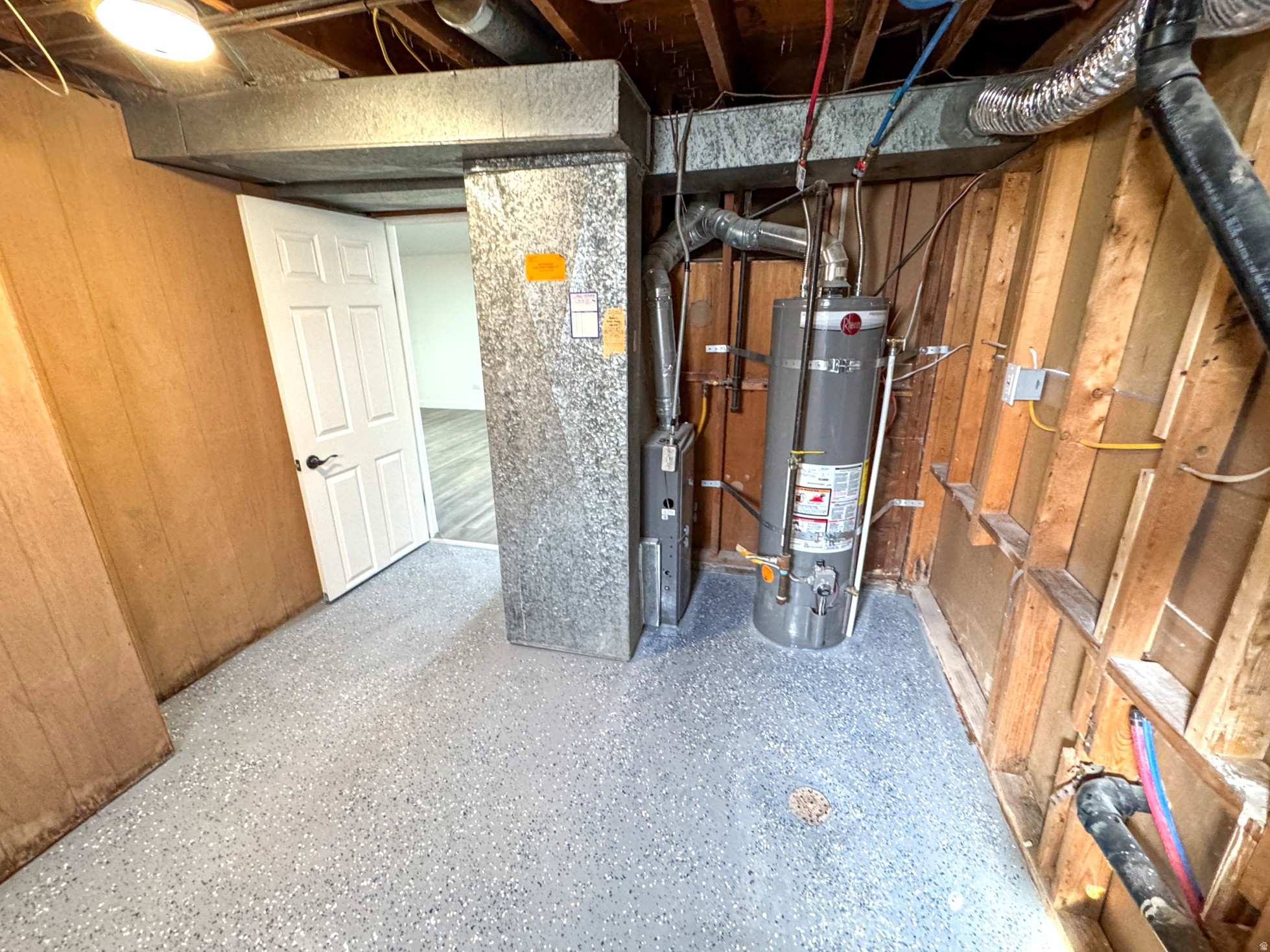 main property photo 35