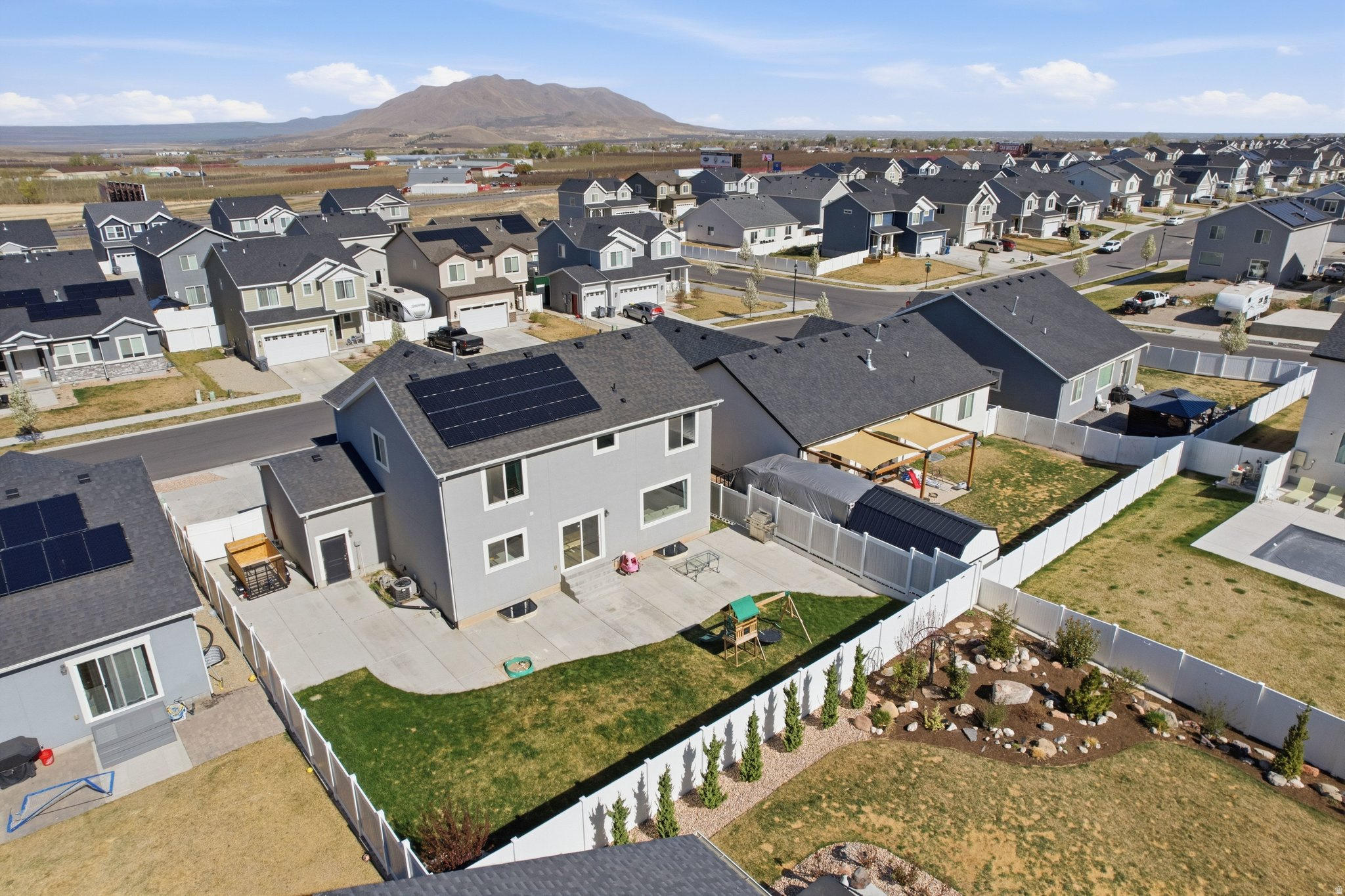 main property photo 43