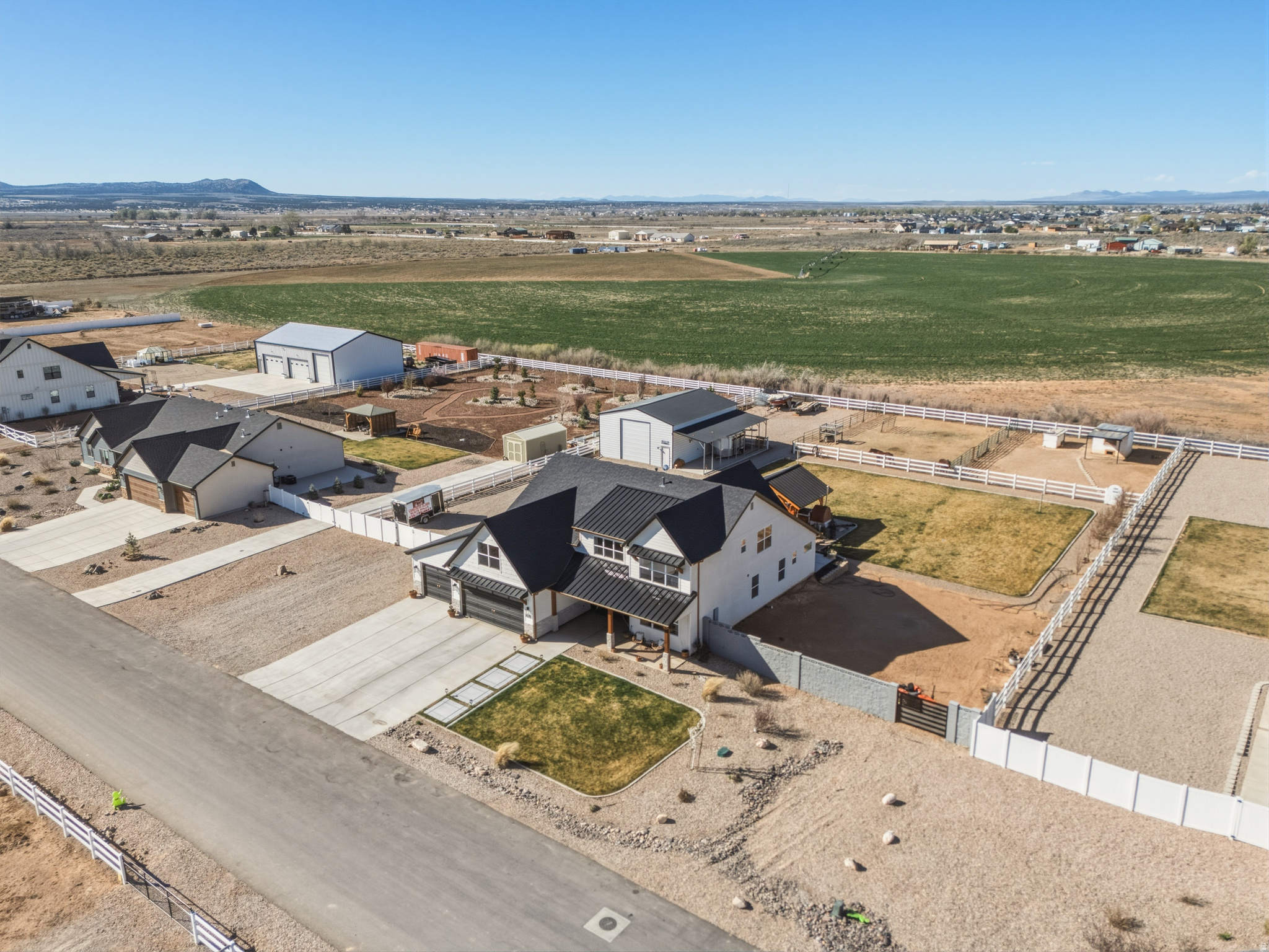 main property photo 80