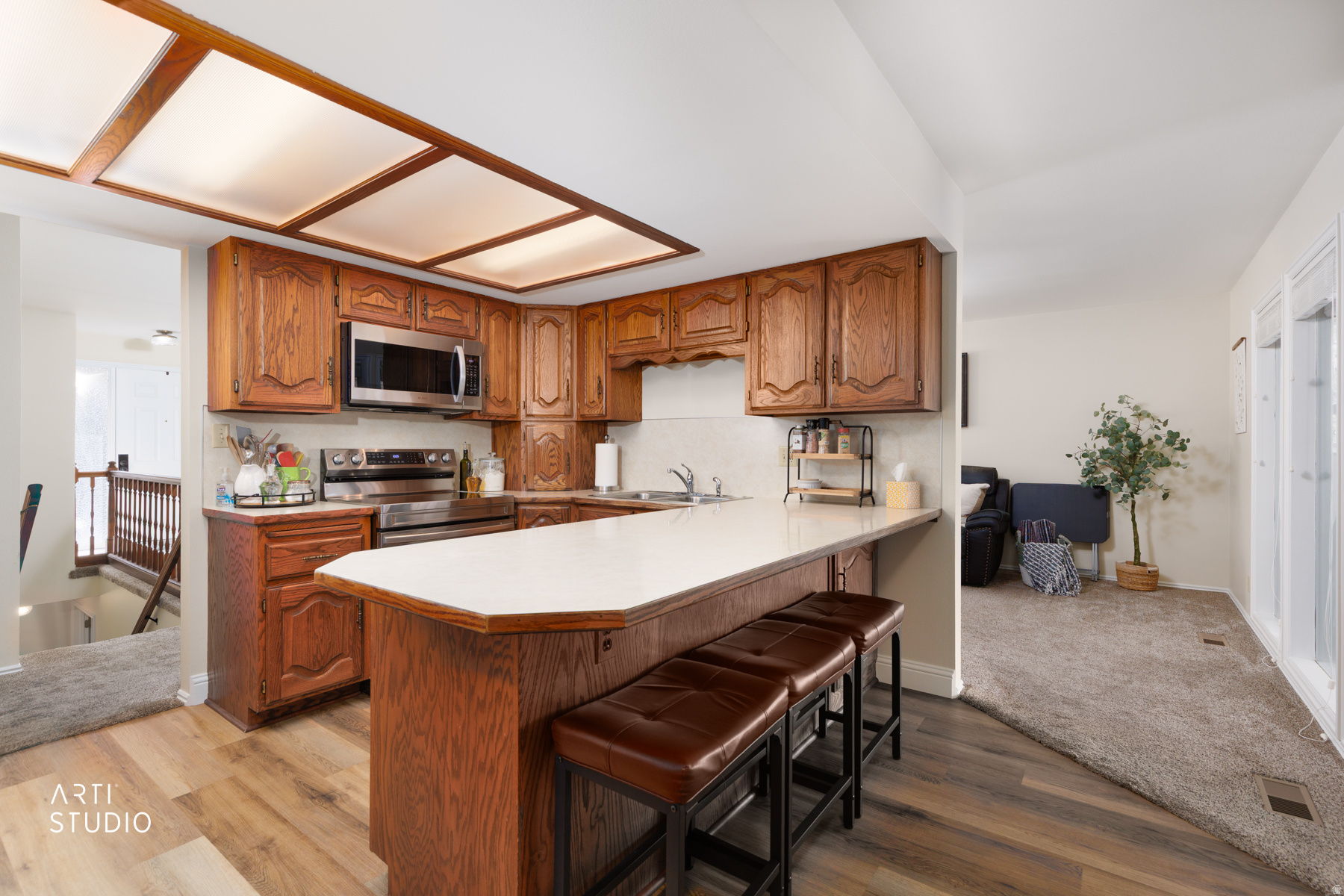 main property photo 13