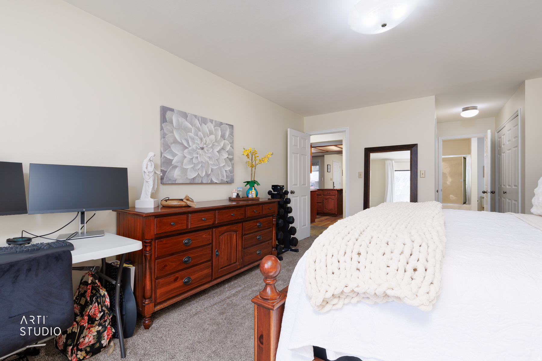 main property photo 22