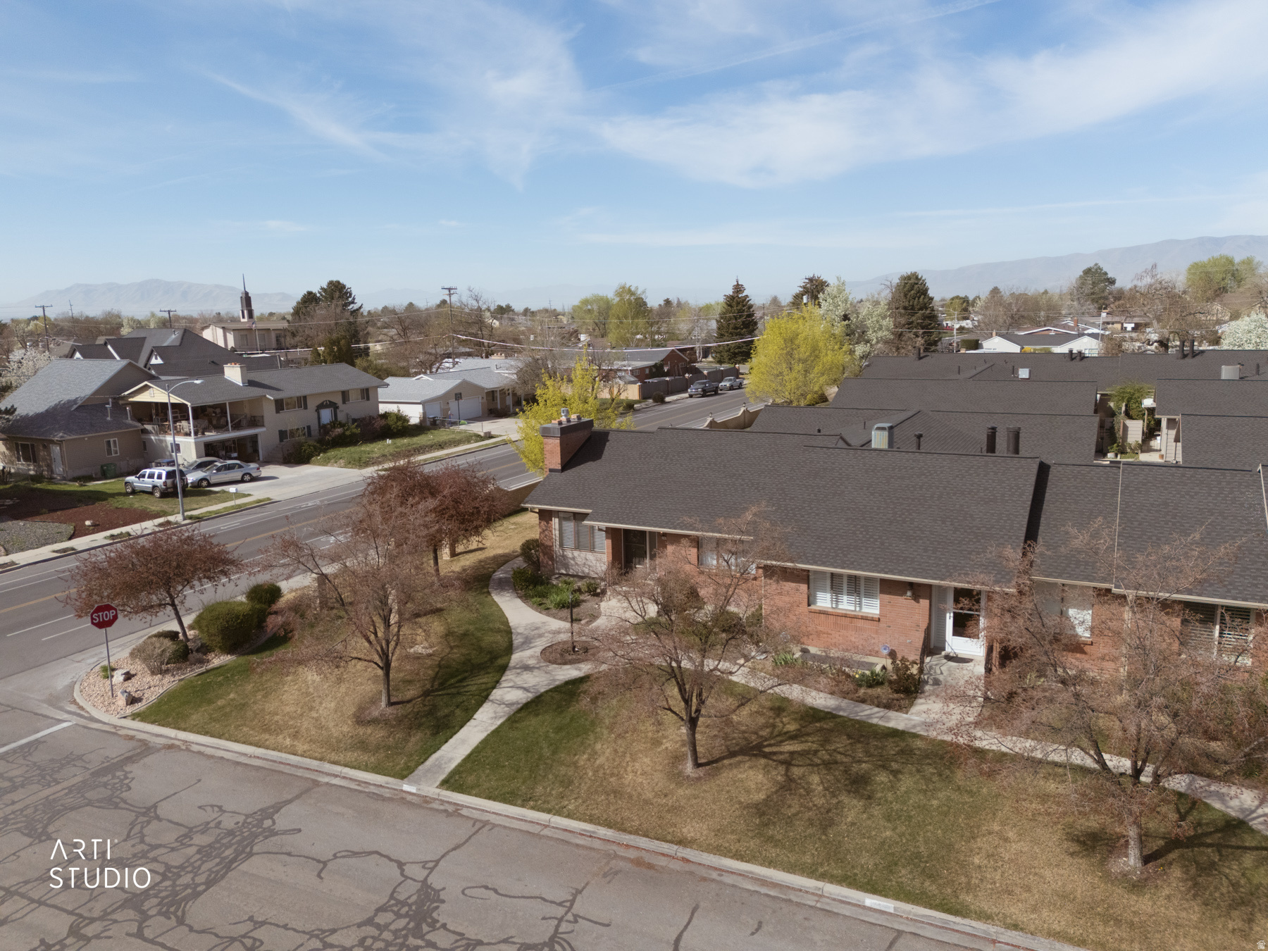 main property photo 40