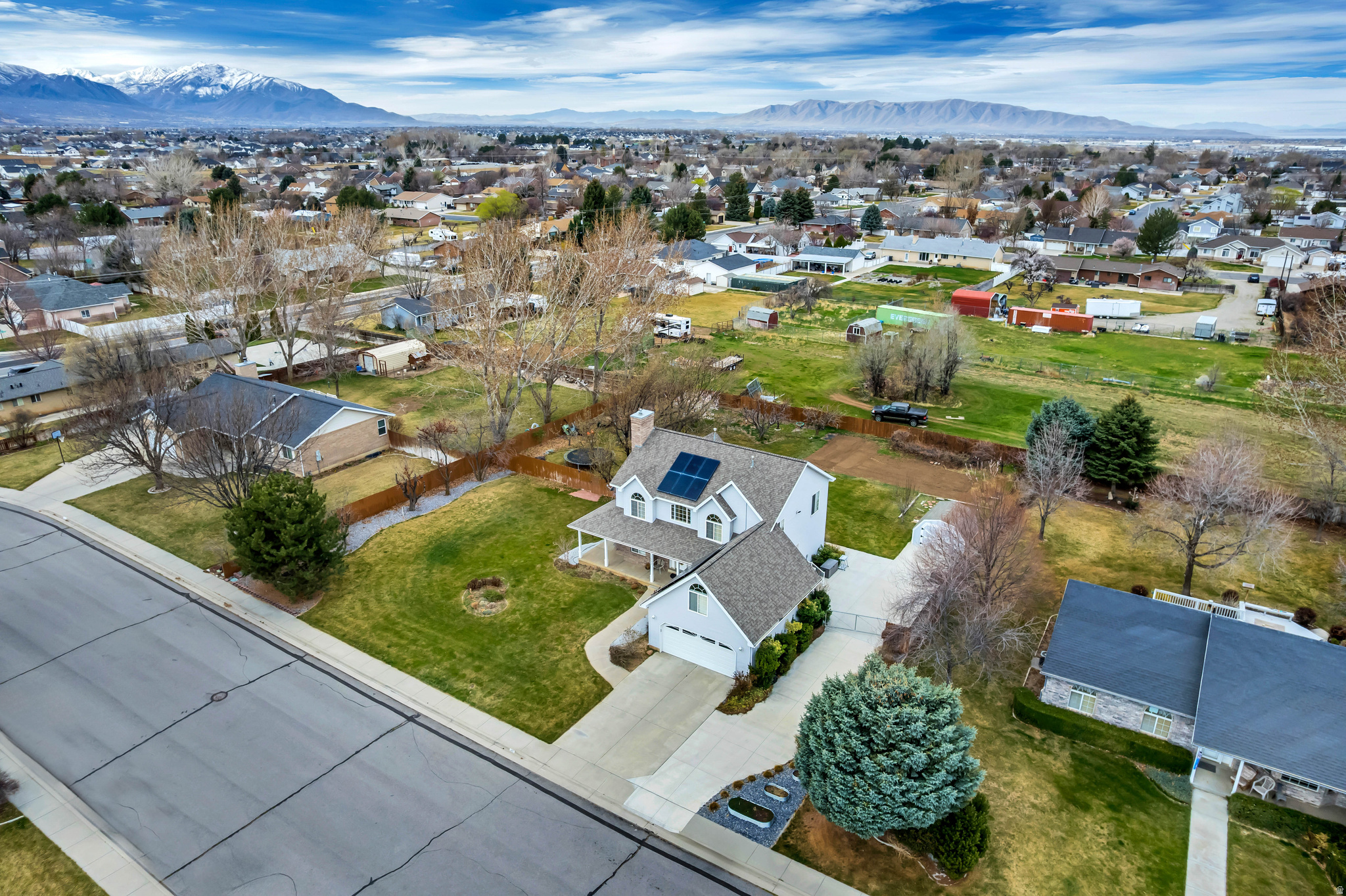main property photo 45