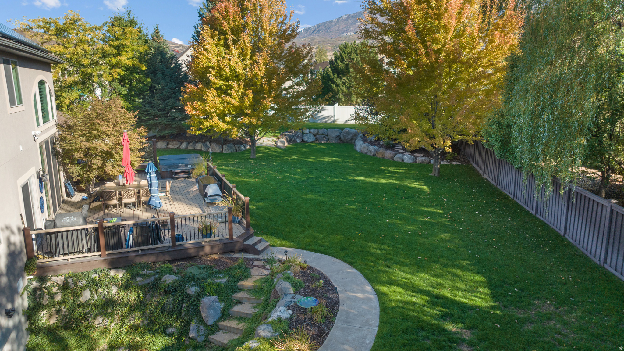 main property photo 31