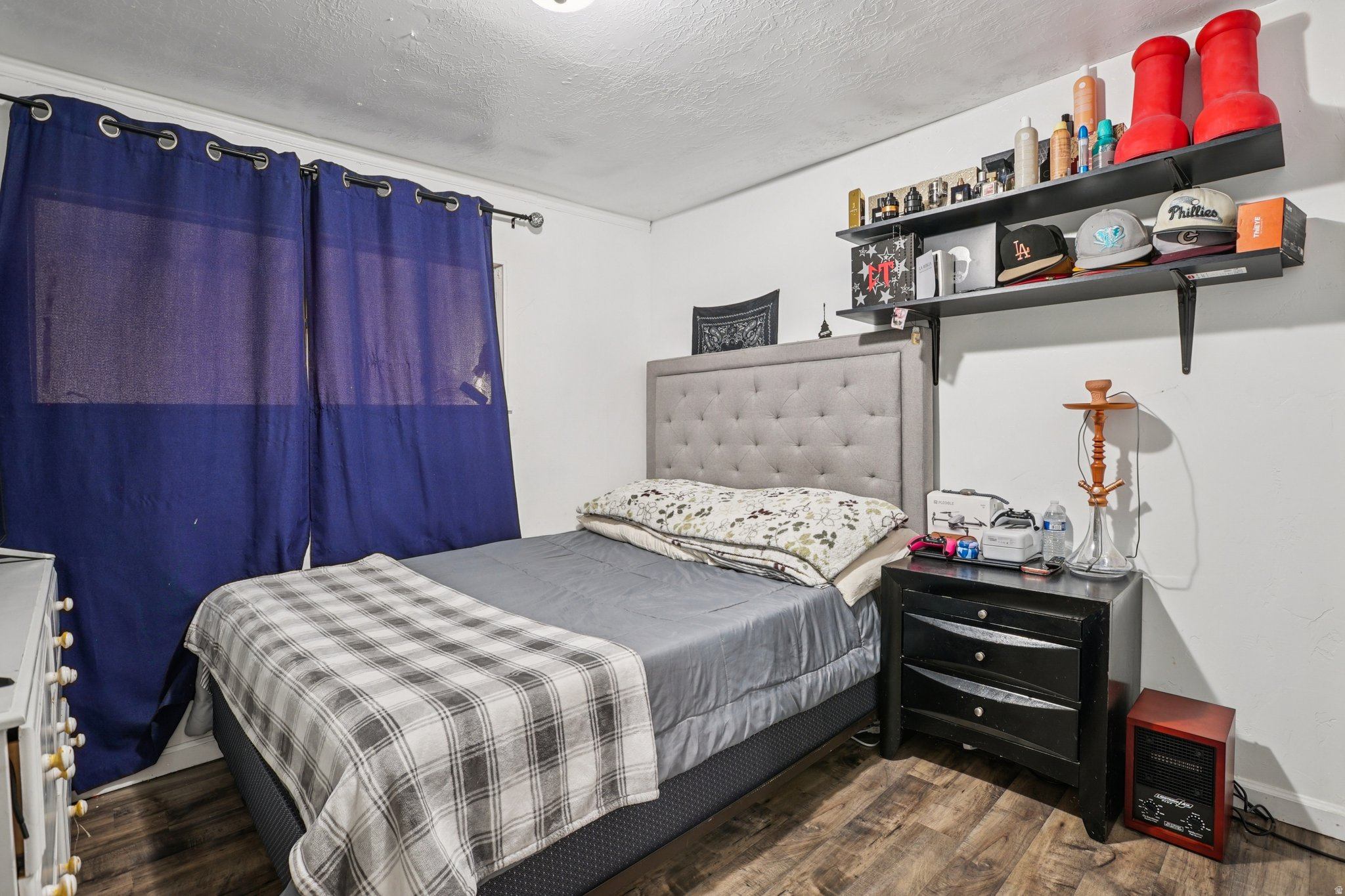 main property photo 10