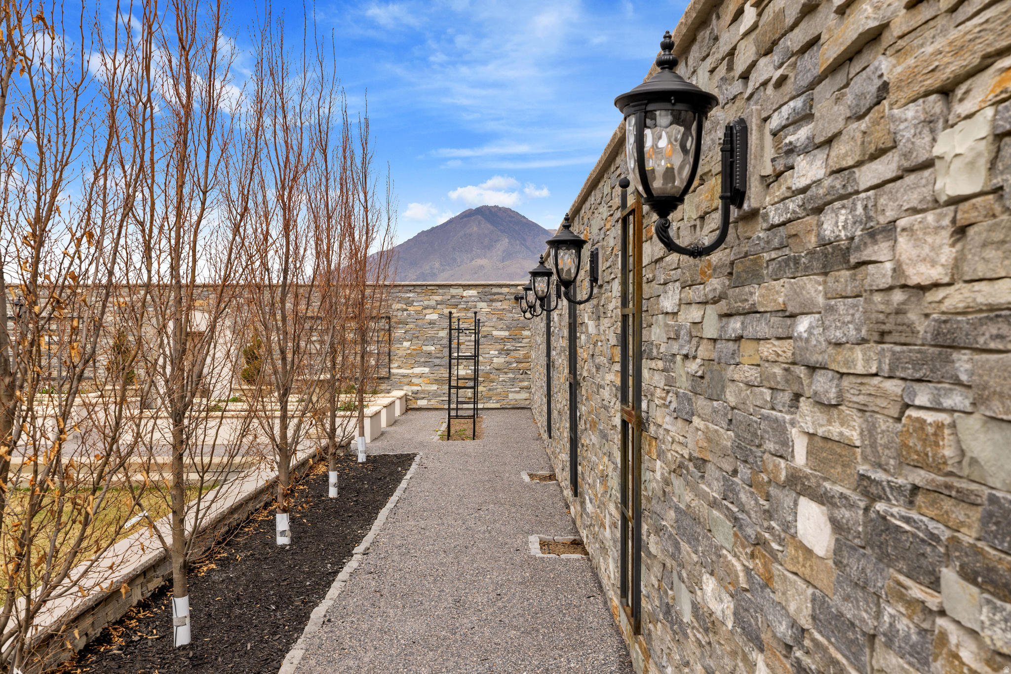 main property photo 90