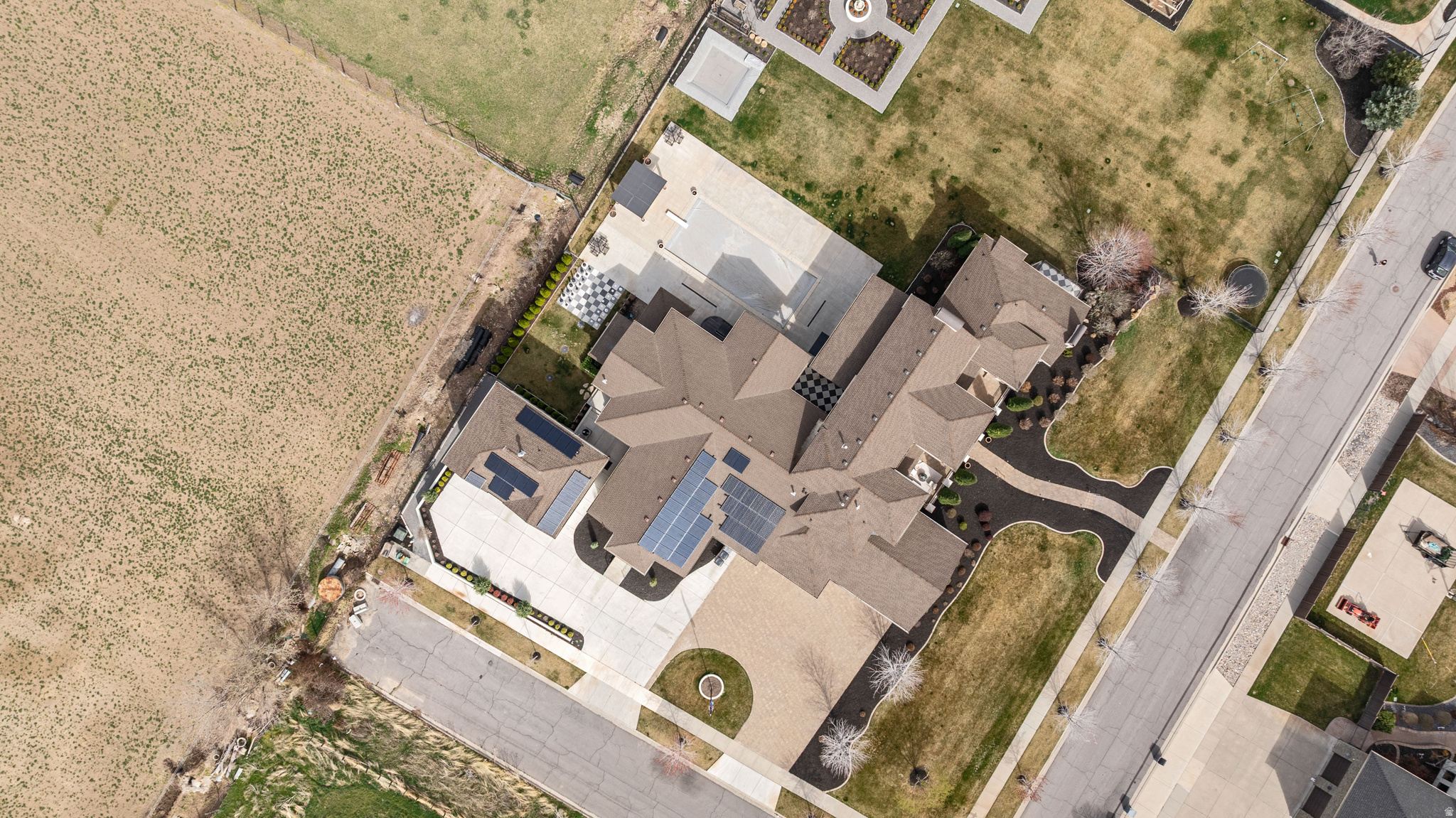 main property photo 96