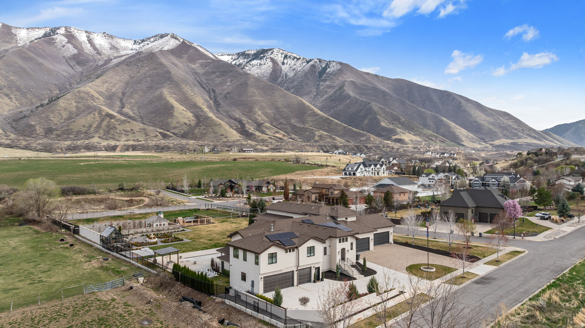 main property photo 99