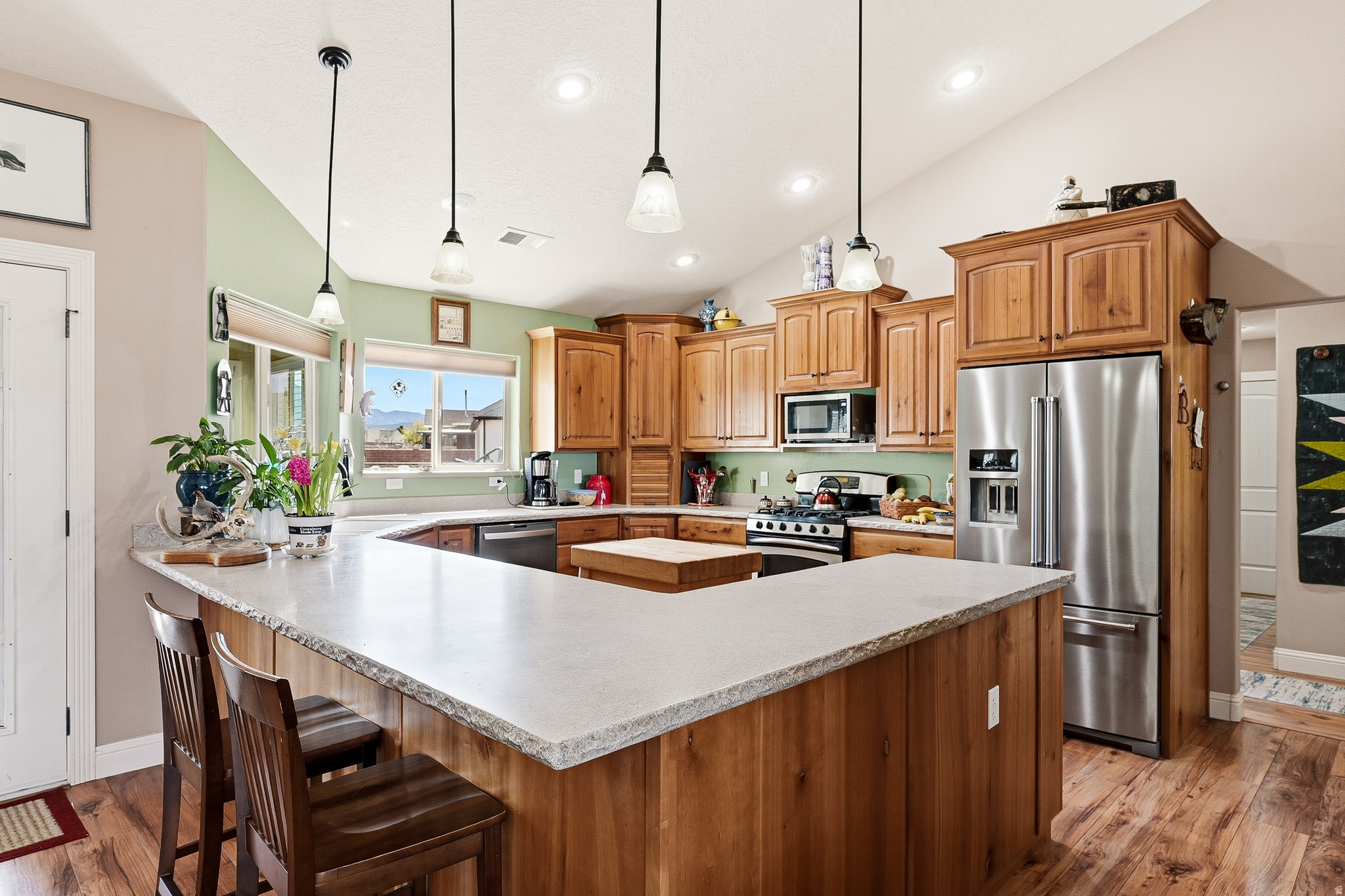 main property photo 14