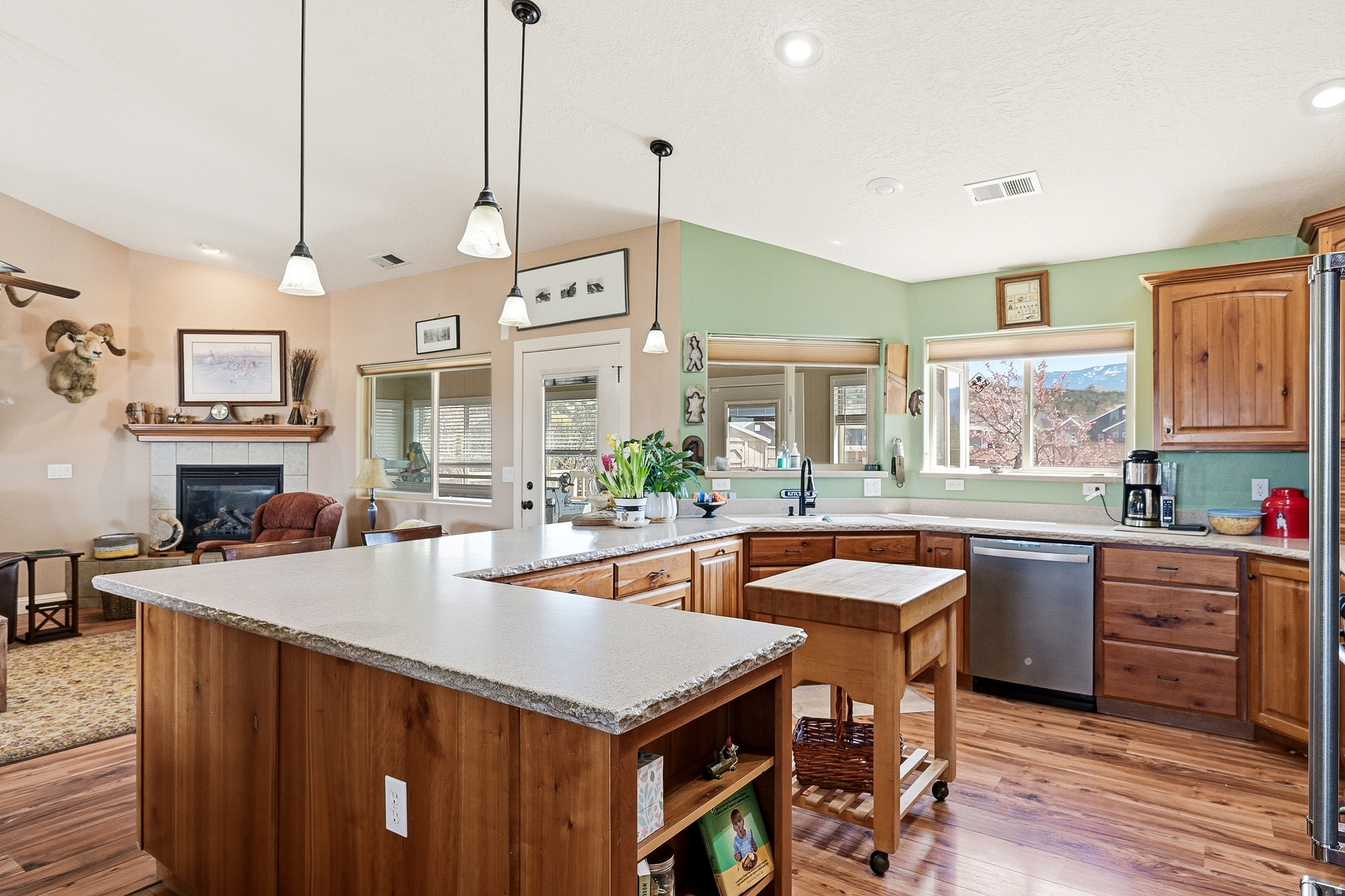 main property photo 15