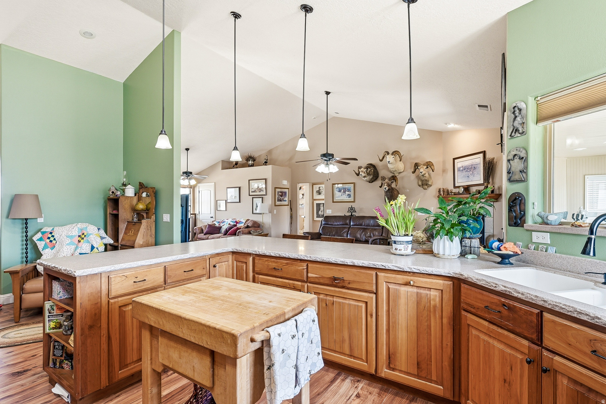 main property photo 16