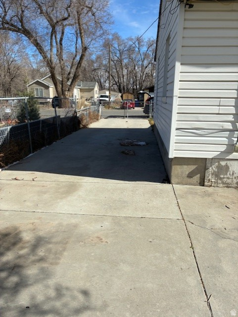 main property photo 13