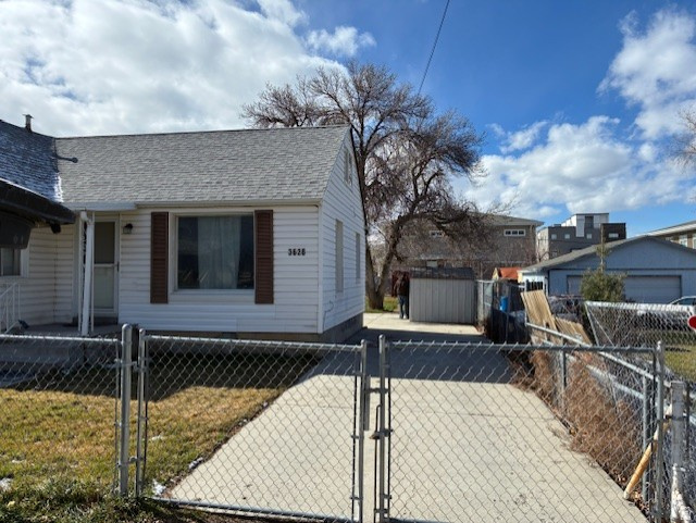 main property photo 4