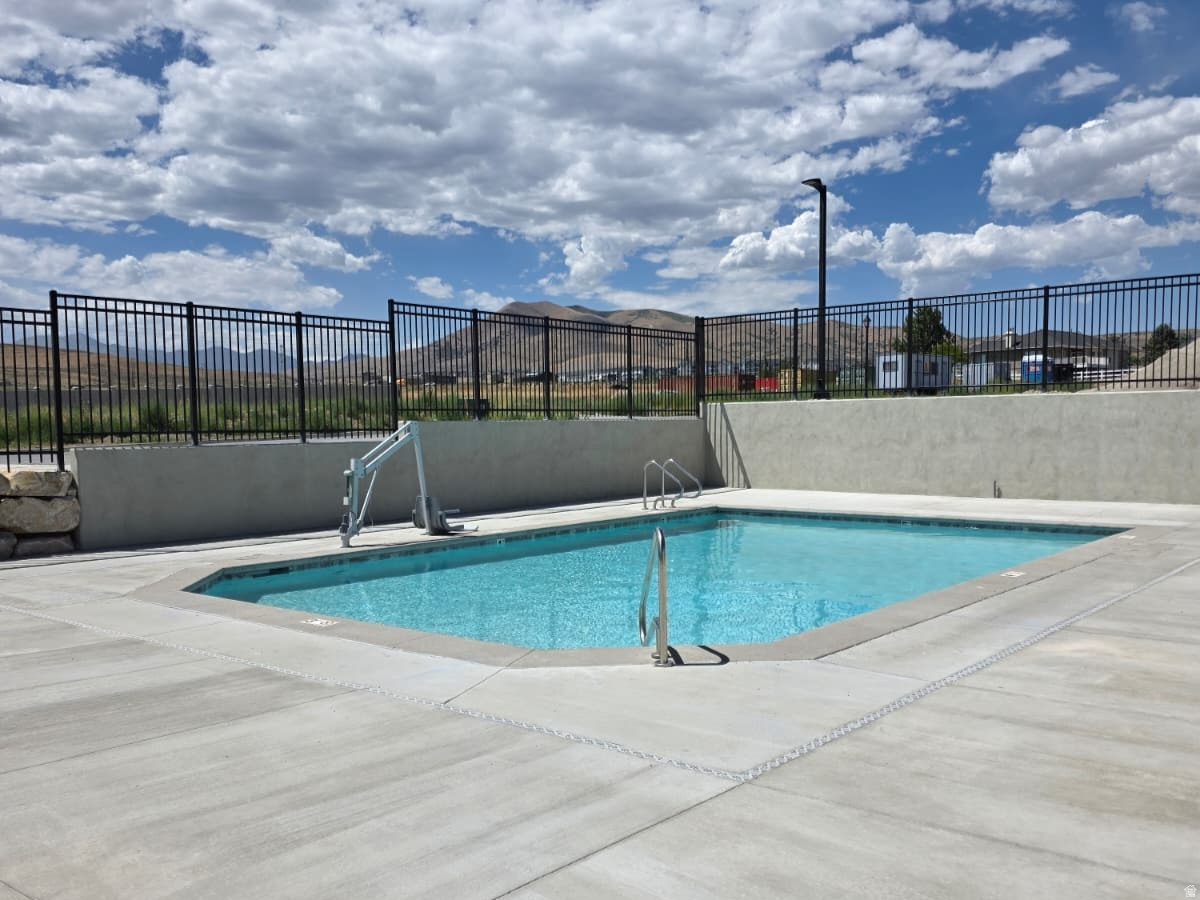 main property photo 17