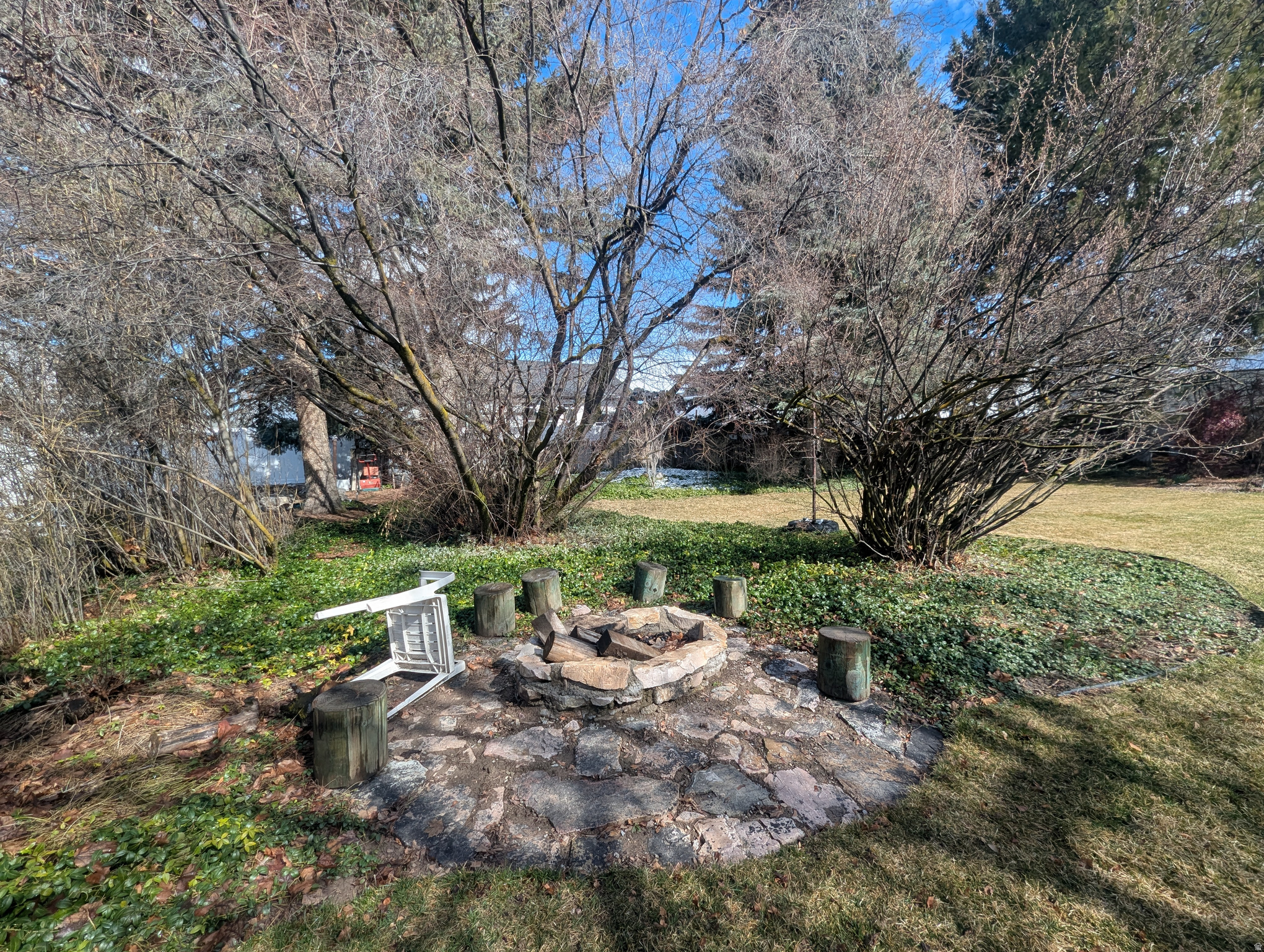 main property photo 36