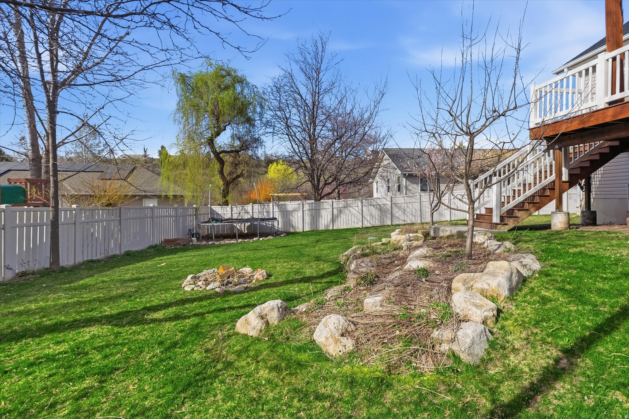main property photo 50