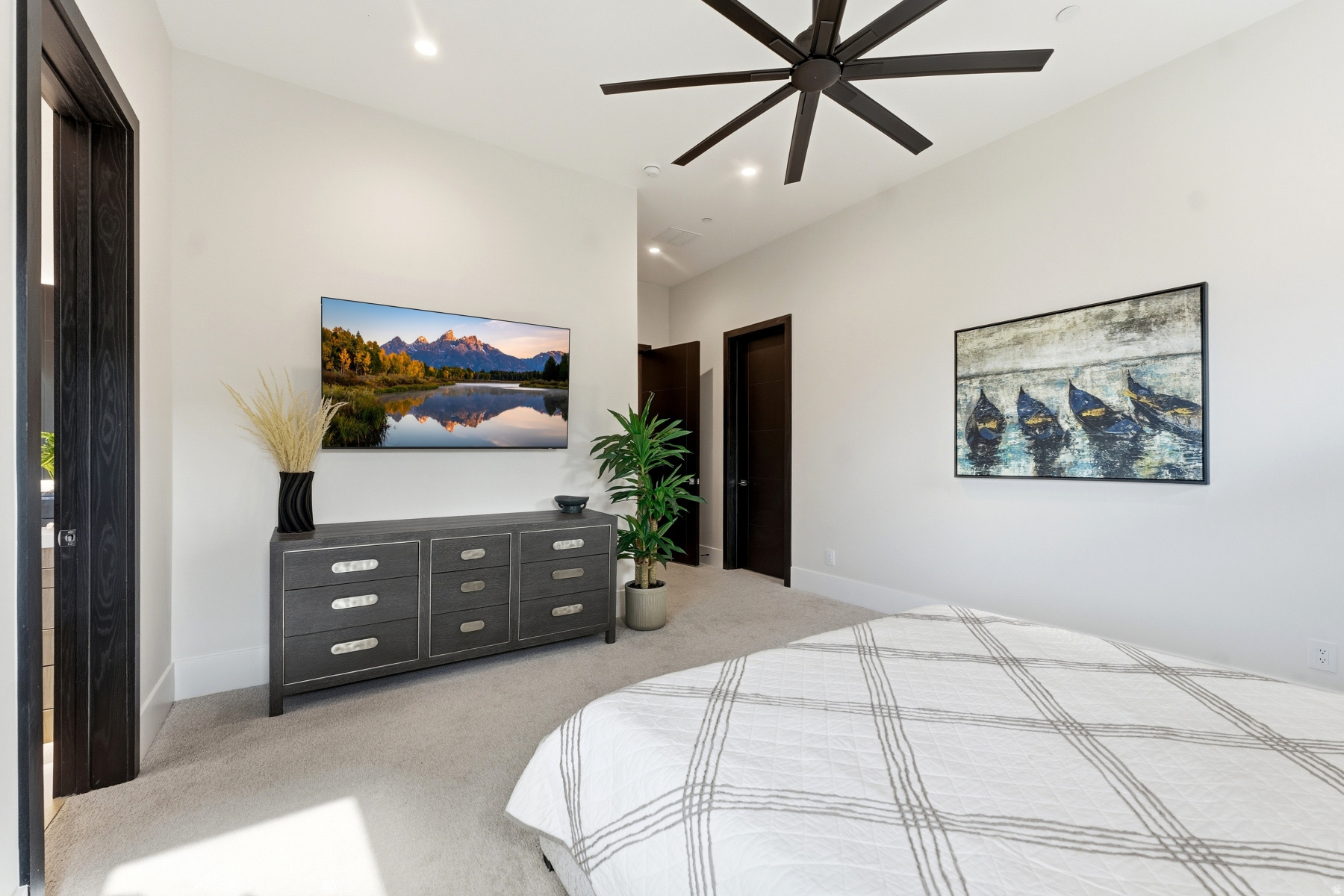 main property photo 68