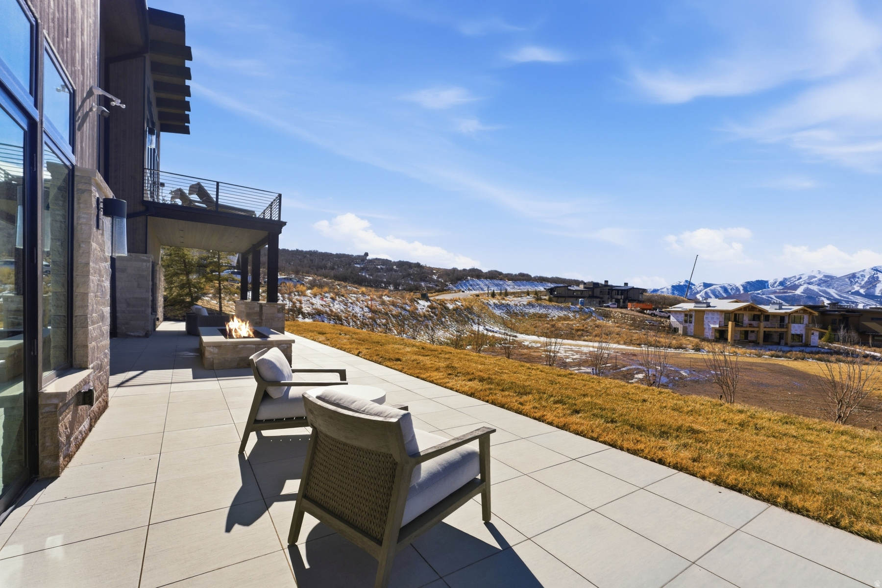 main property photo 74