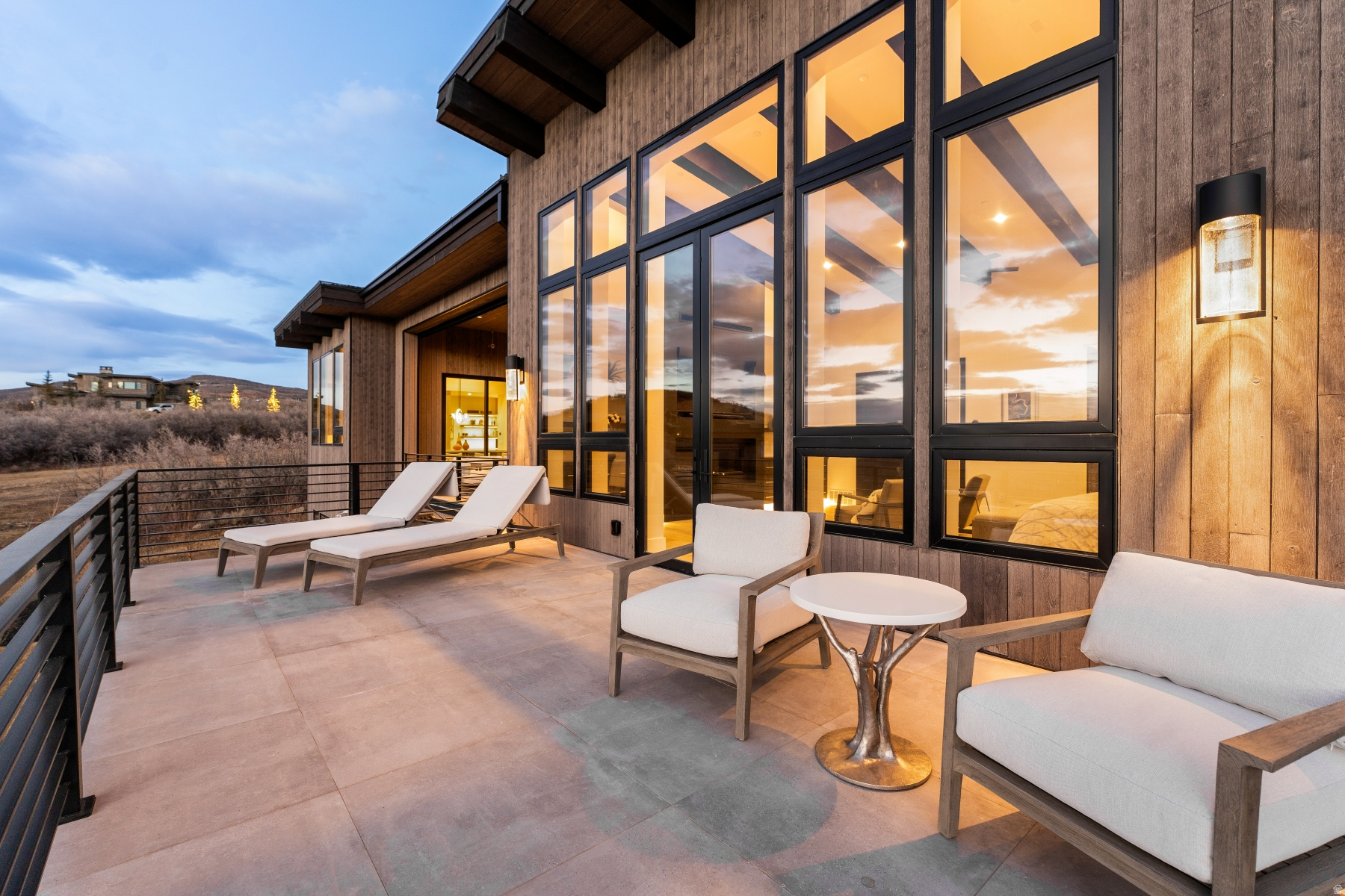 main property photo 96