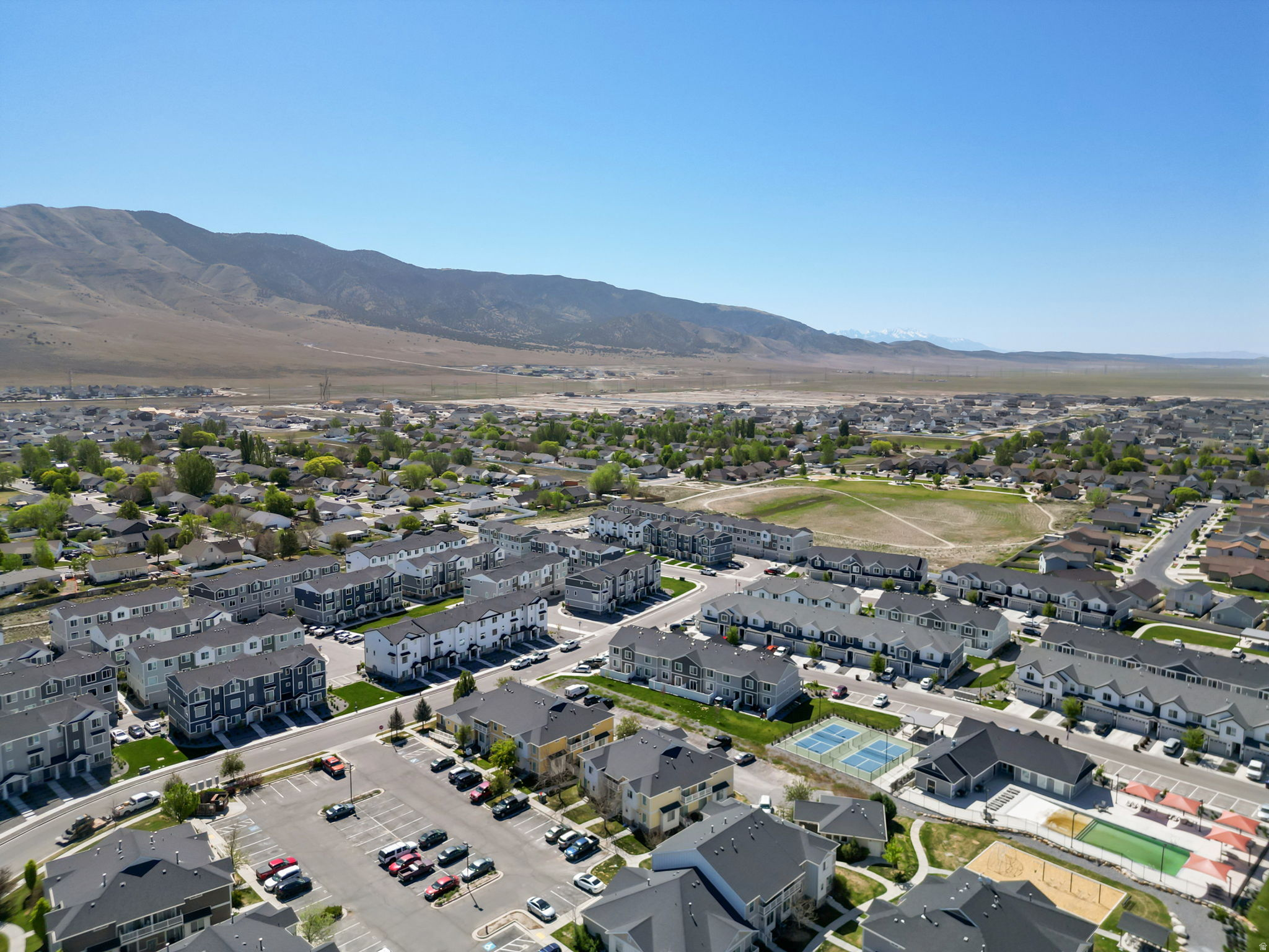 main property photo 24
