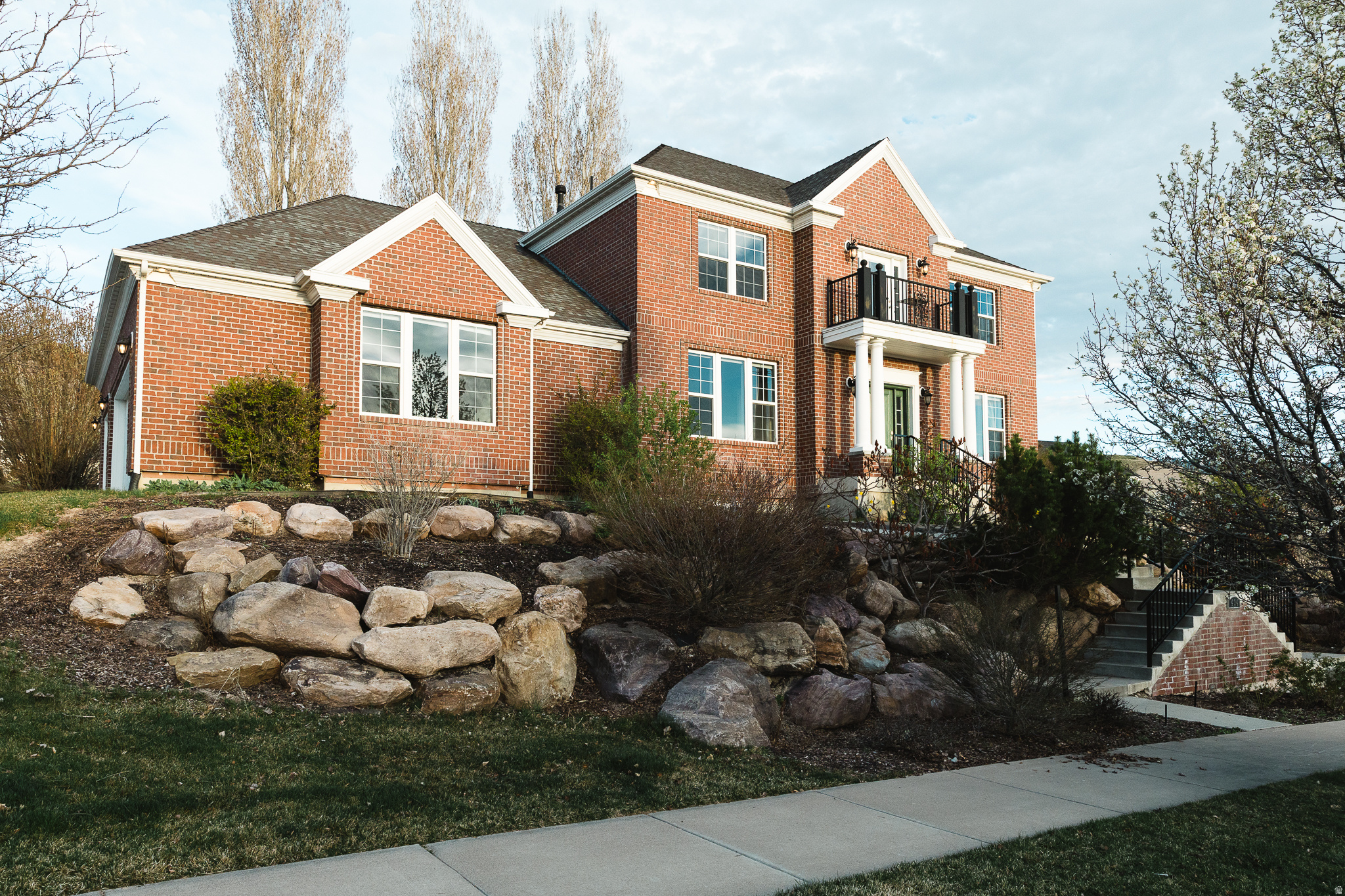 main property photo 5