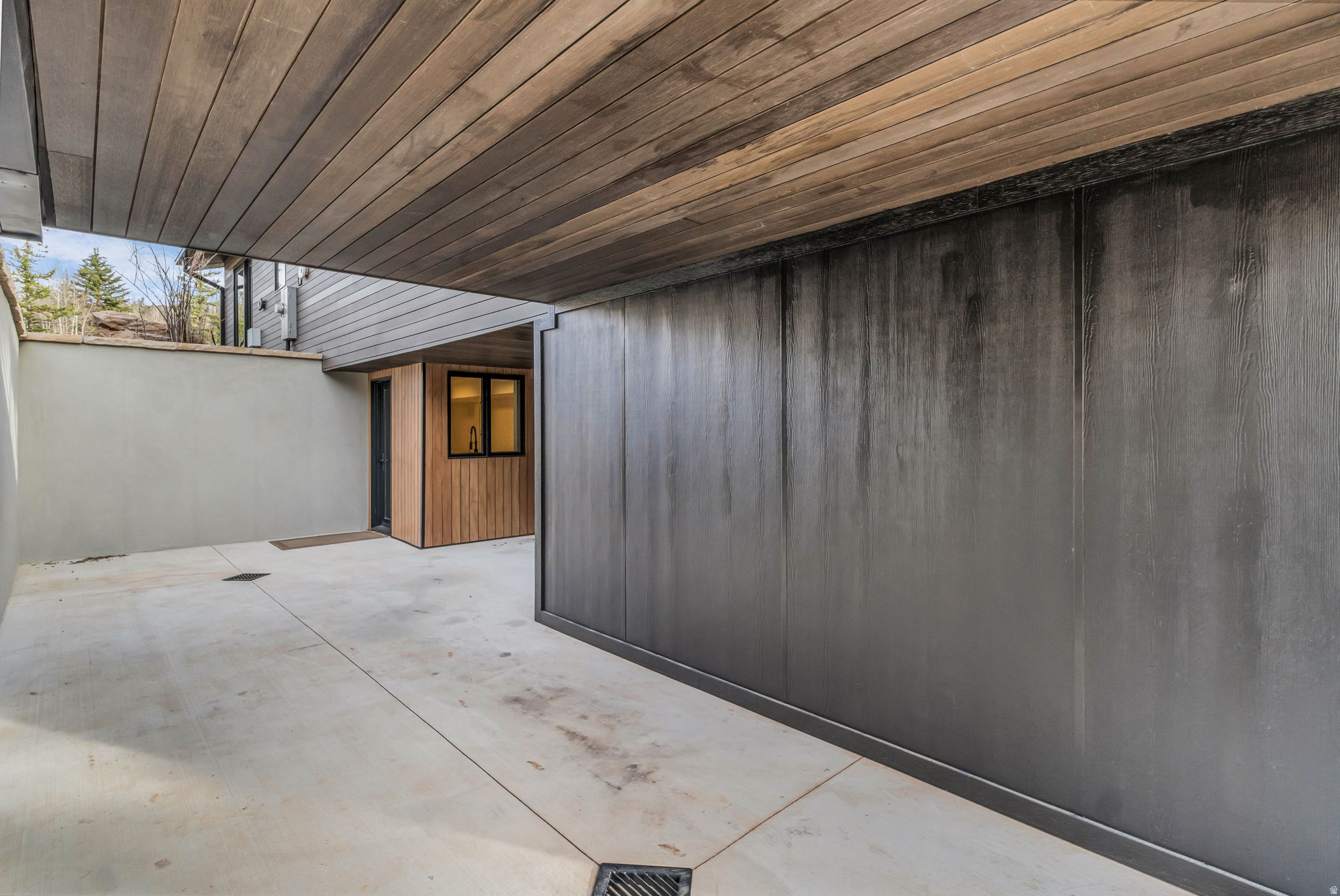 main property photo 61