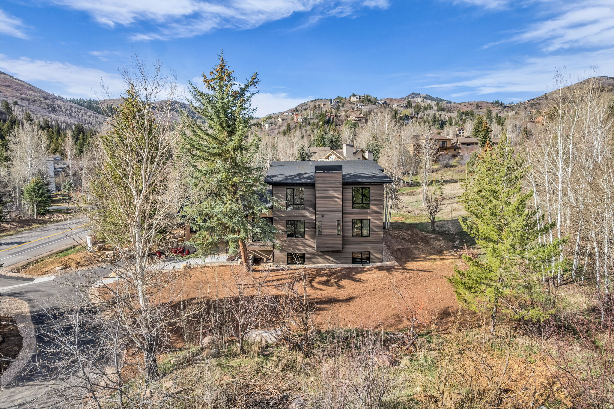main property photo 70