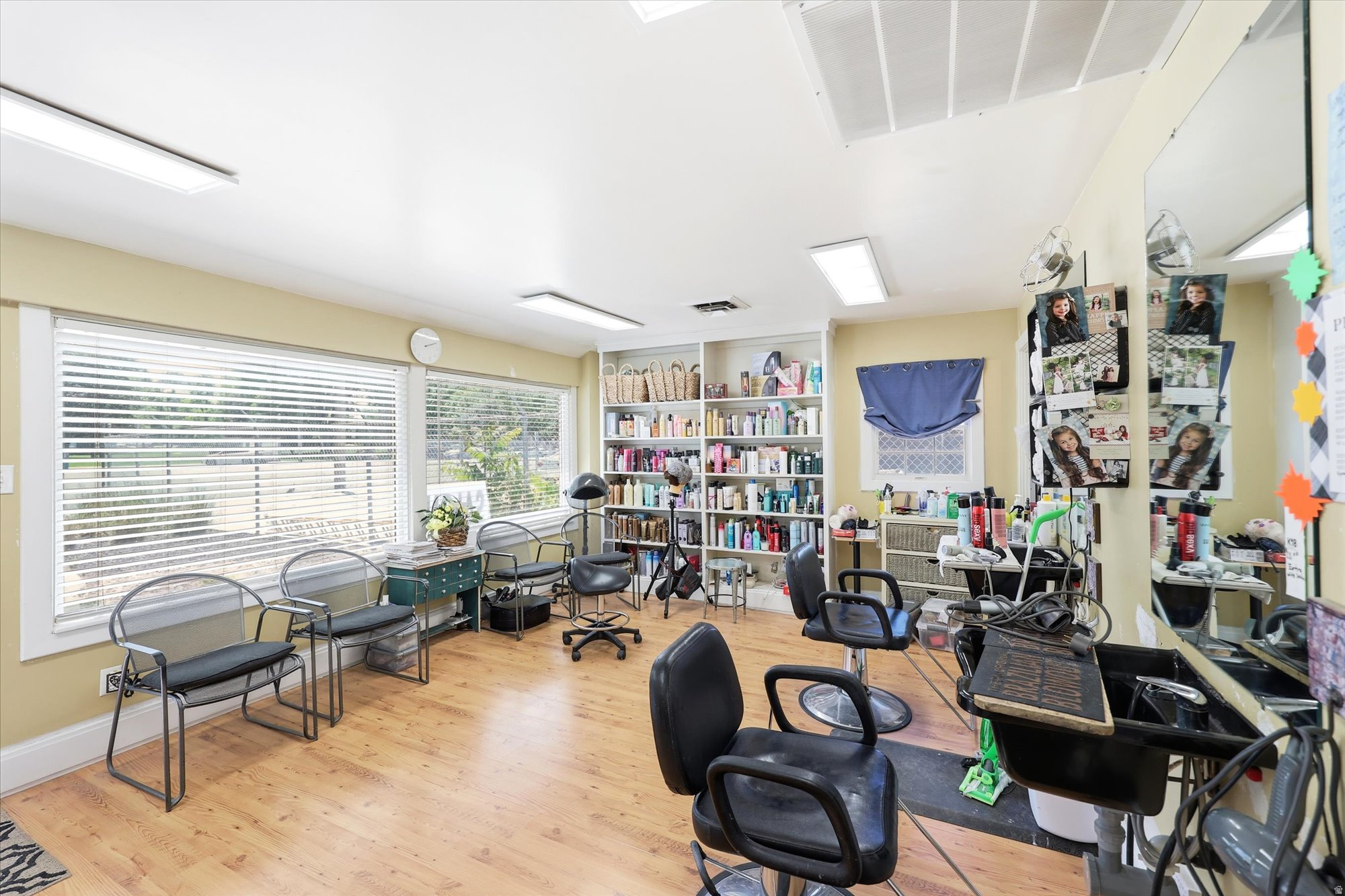 main property photo 25