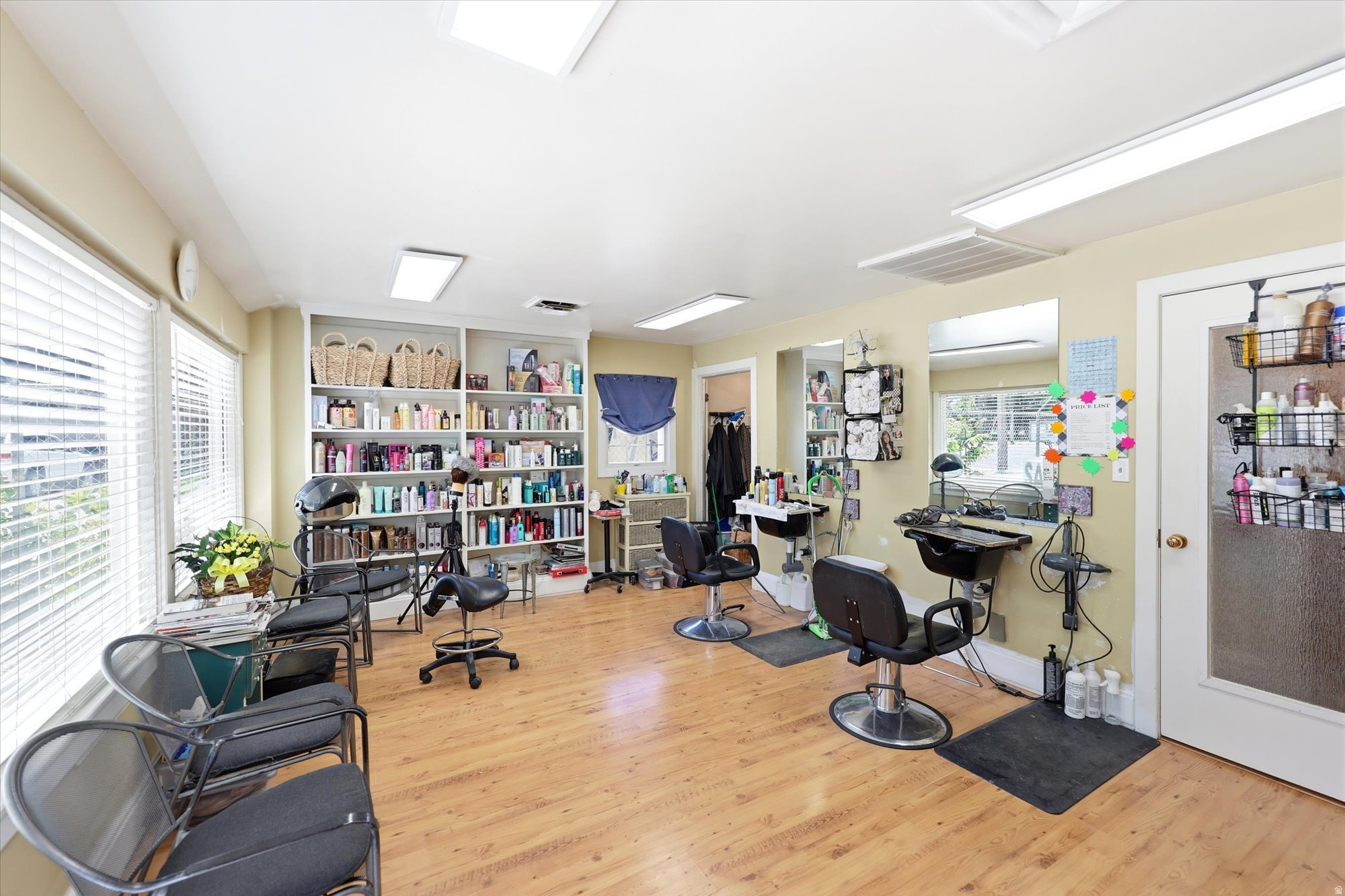 main property photo 26