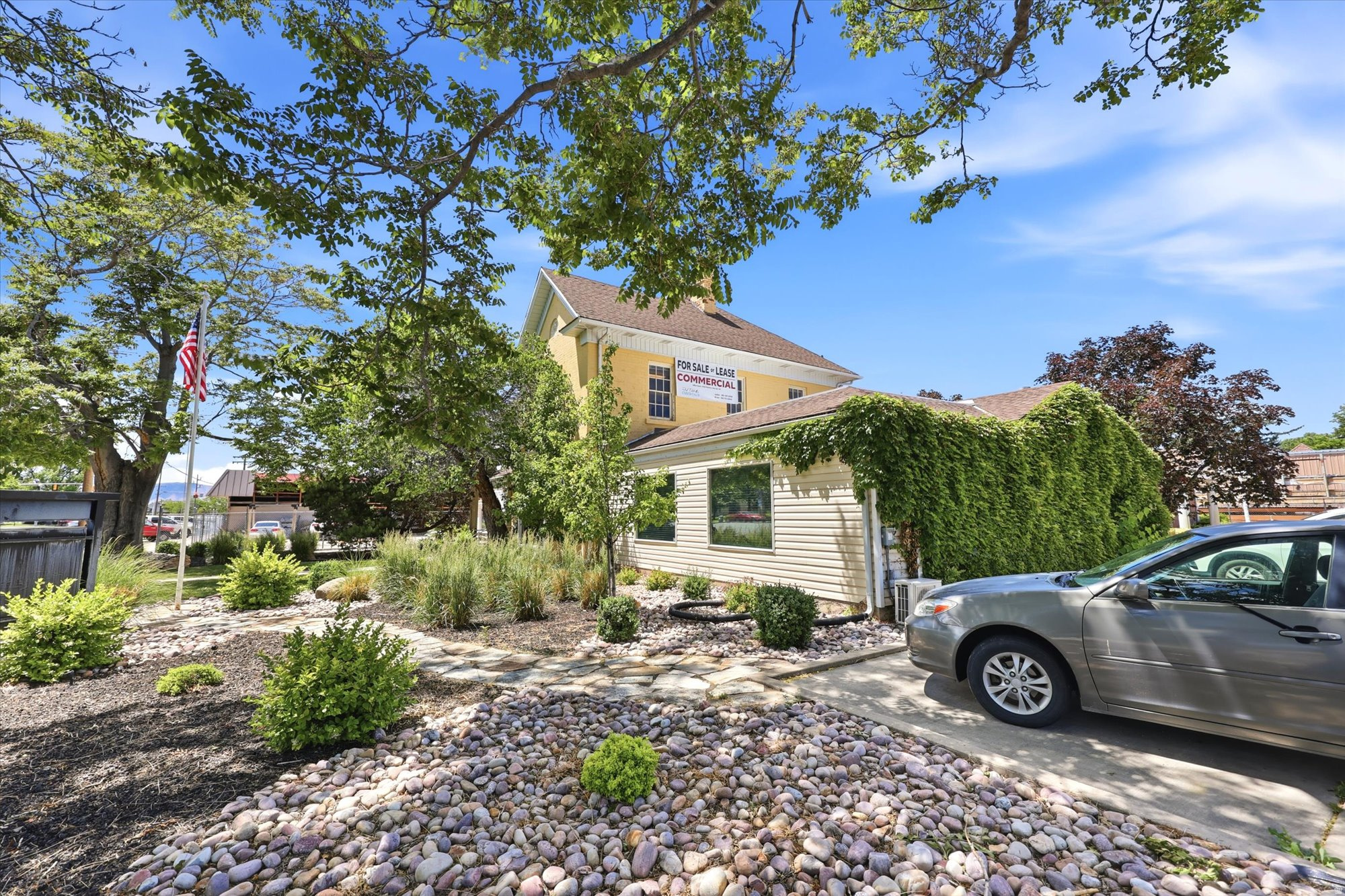 main property photo 3