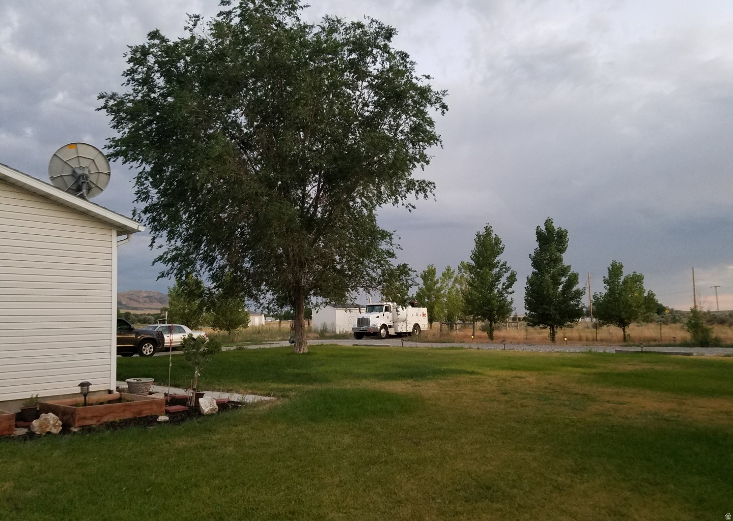 main property photo 33