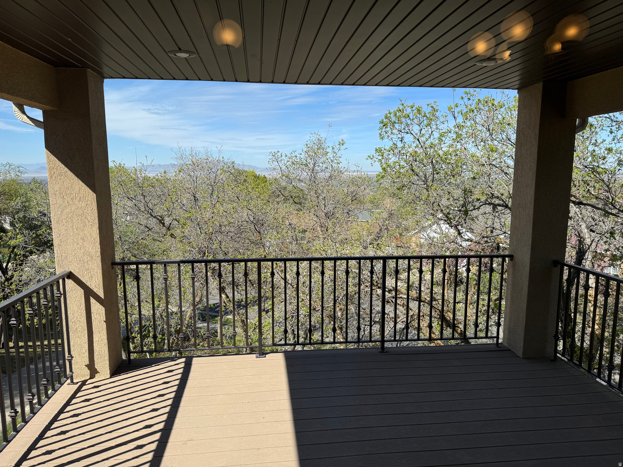 main property photo 20