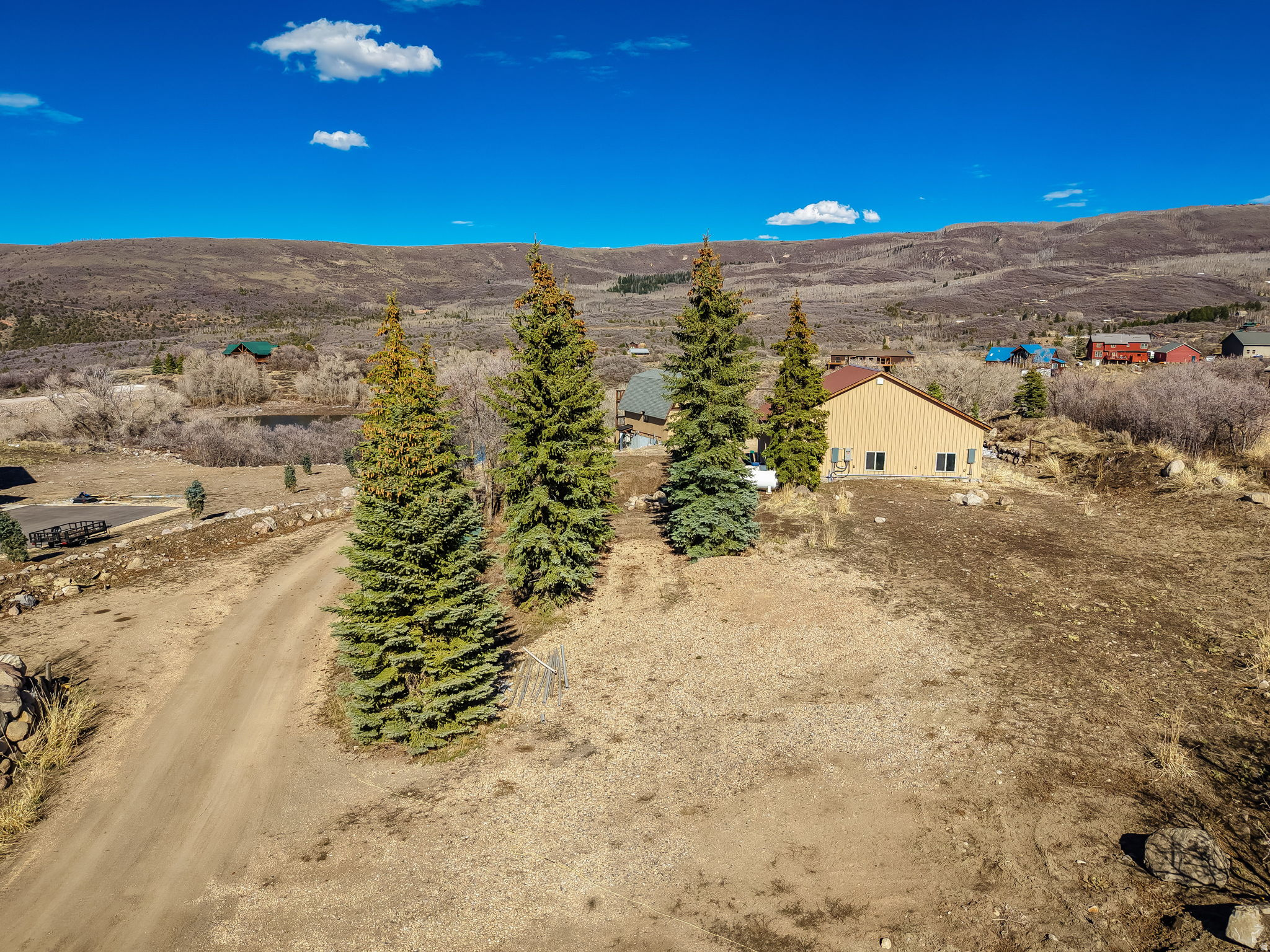 main property photo 30