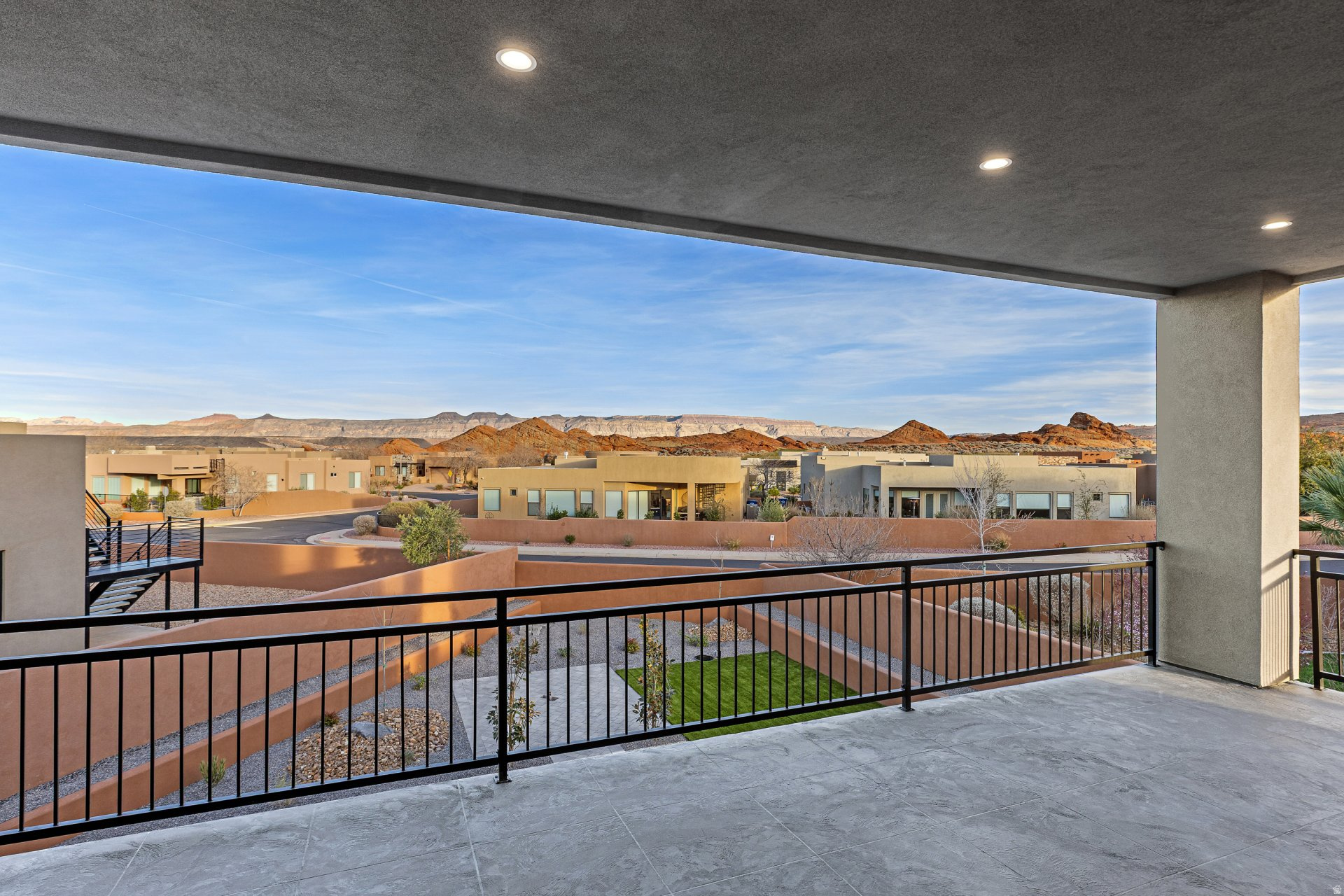 main property photo 13