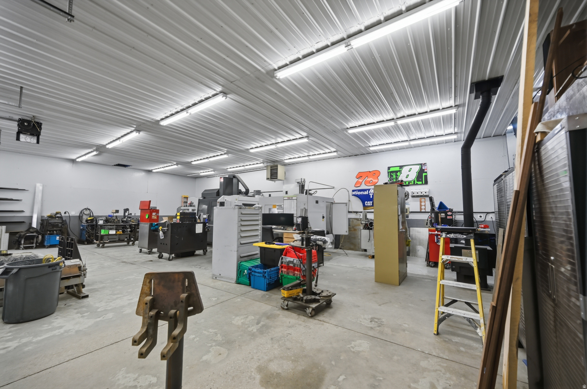 main property photo 43