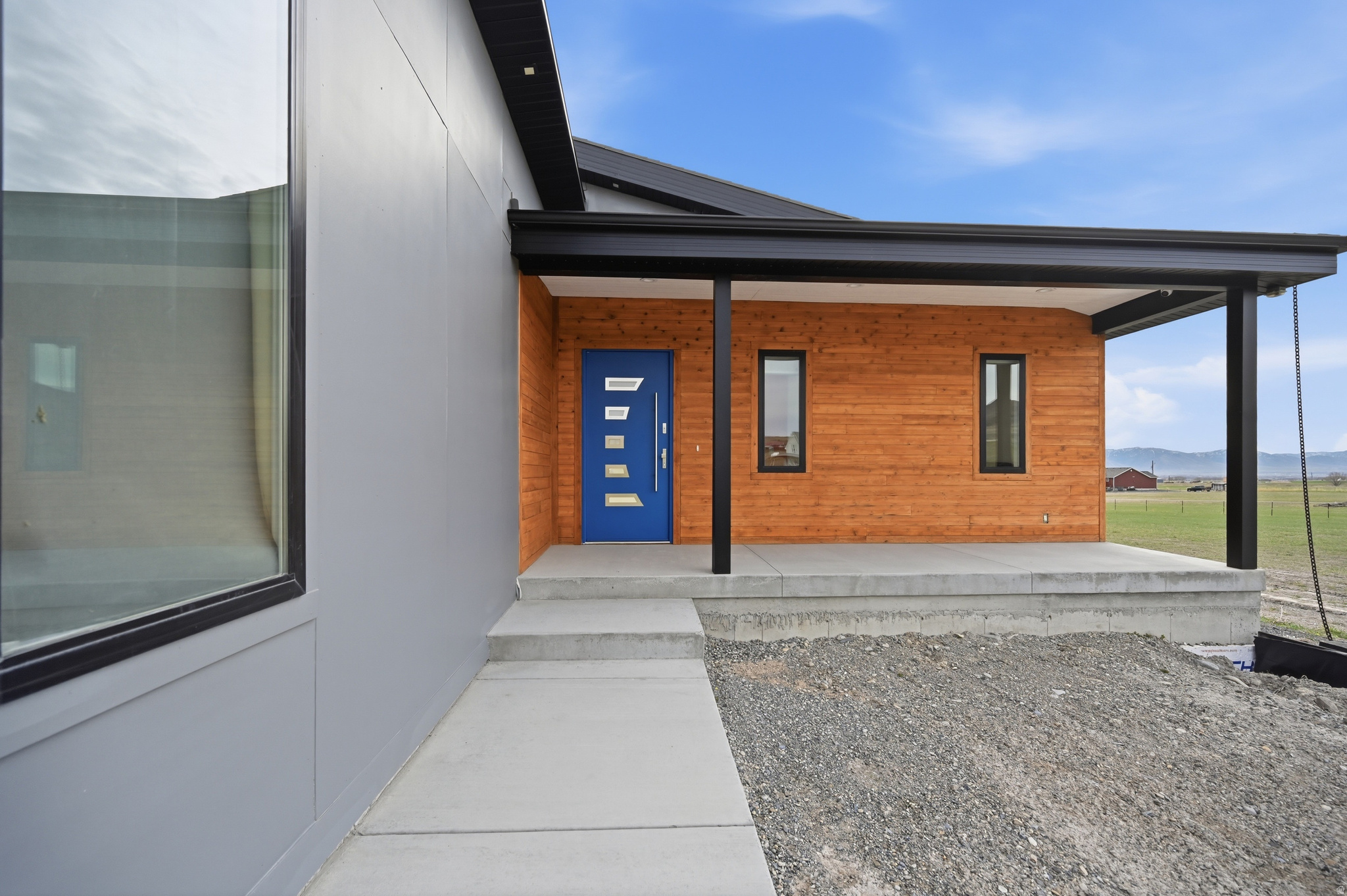 main property photo 48